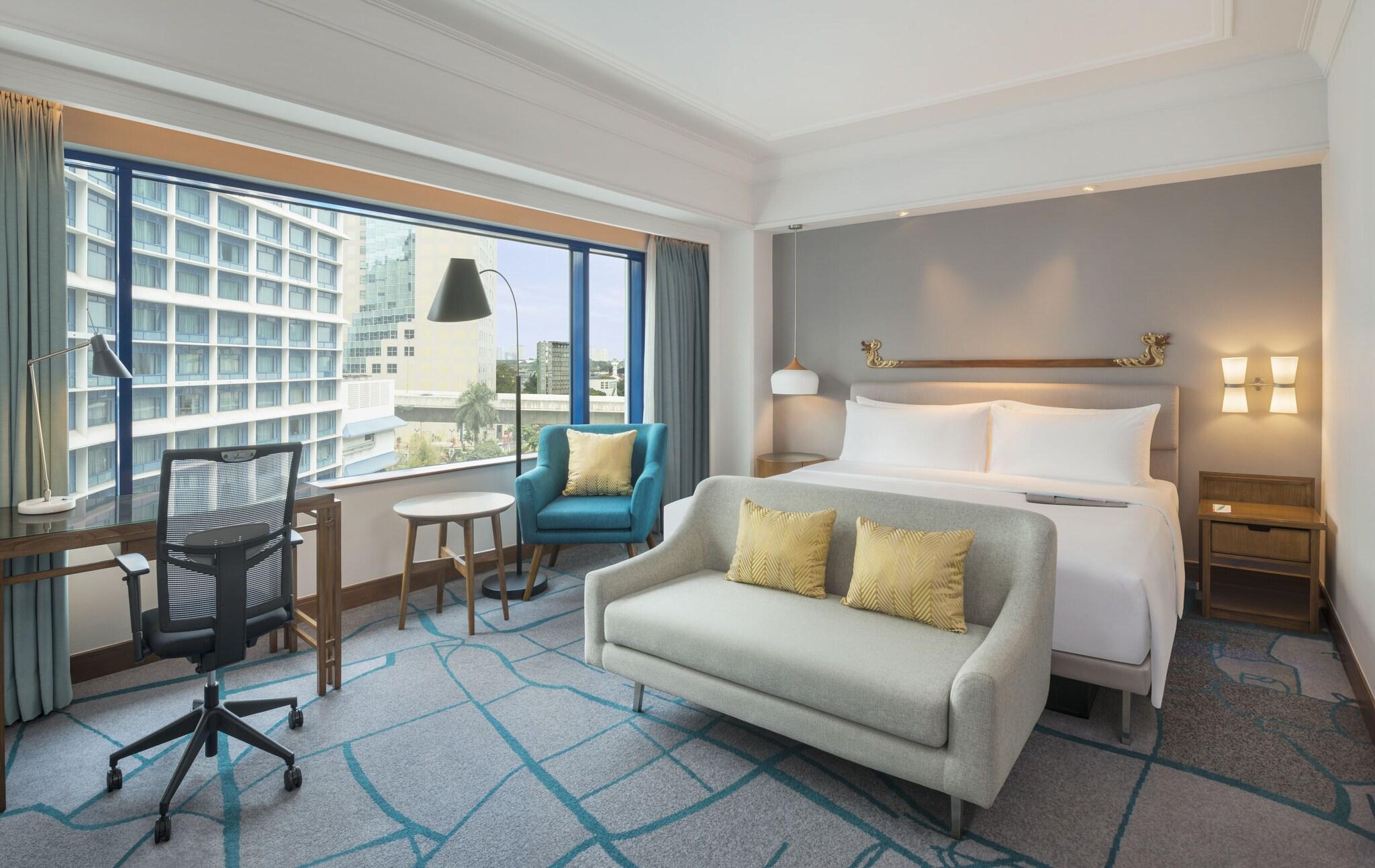 Double Deluxe King Bed