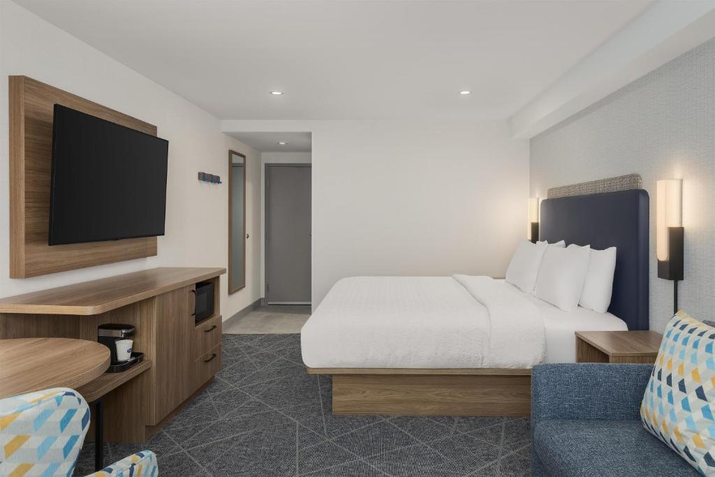 Double King Size Bed