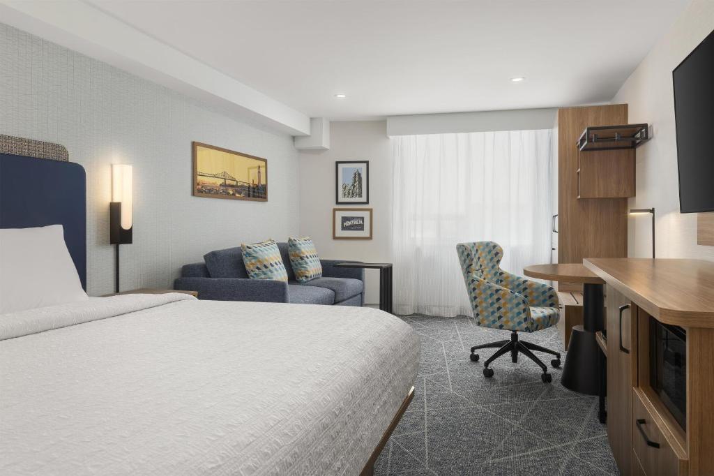 Double King Size Bed
