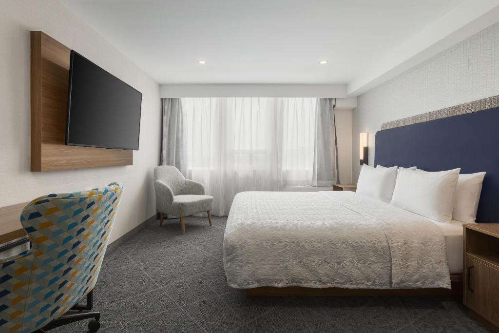 Double King Size Bed