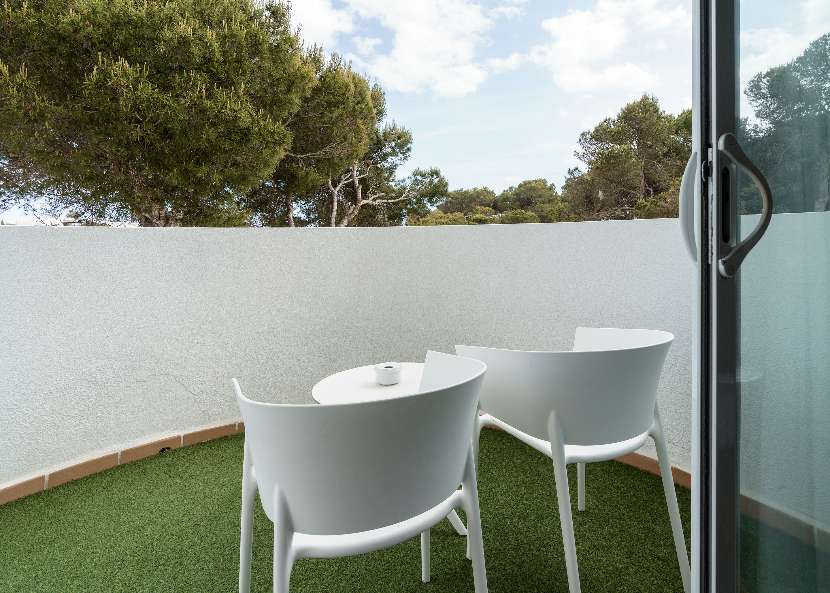 Double Single Superior Sea Front