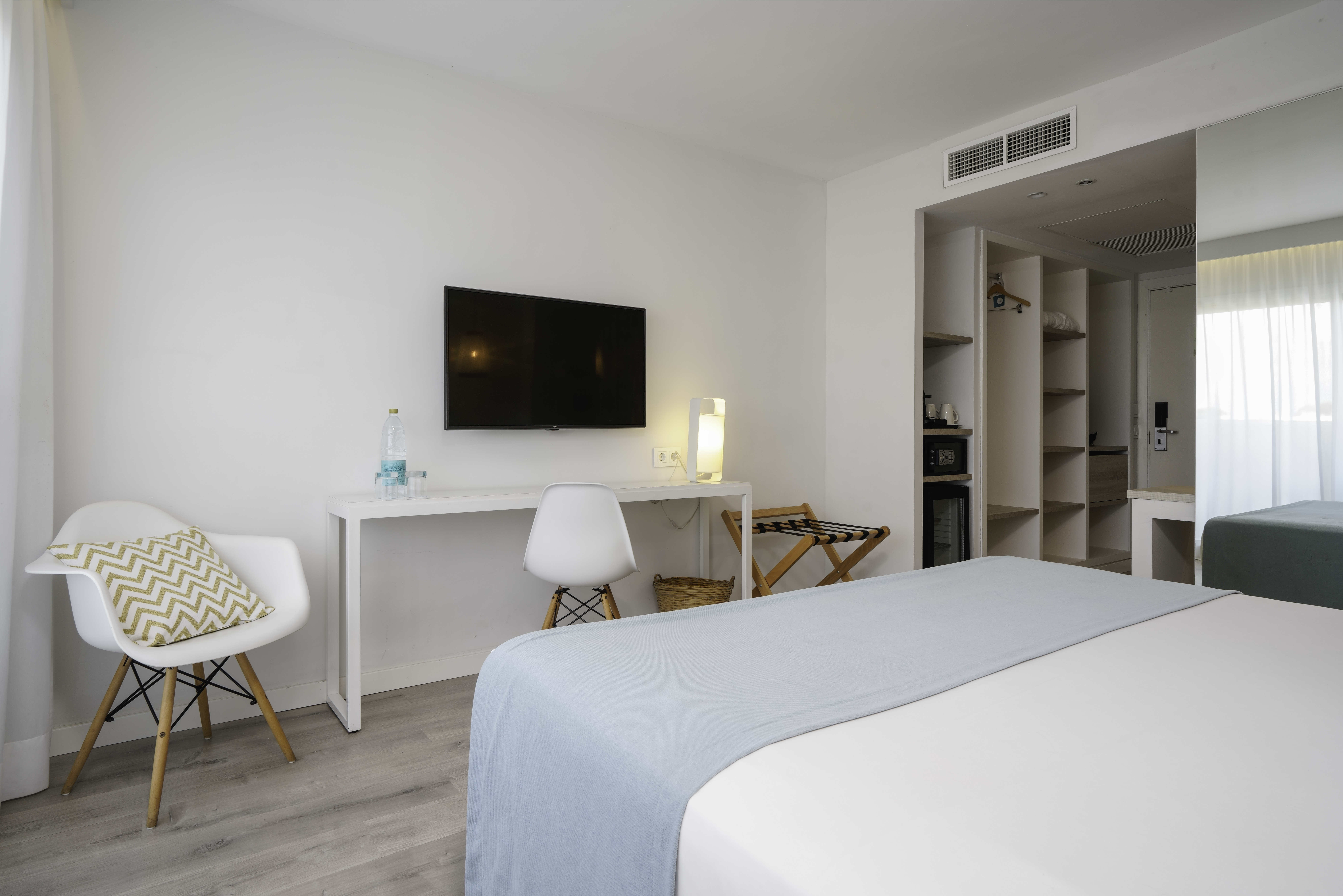 Double Single Superior Sea View