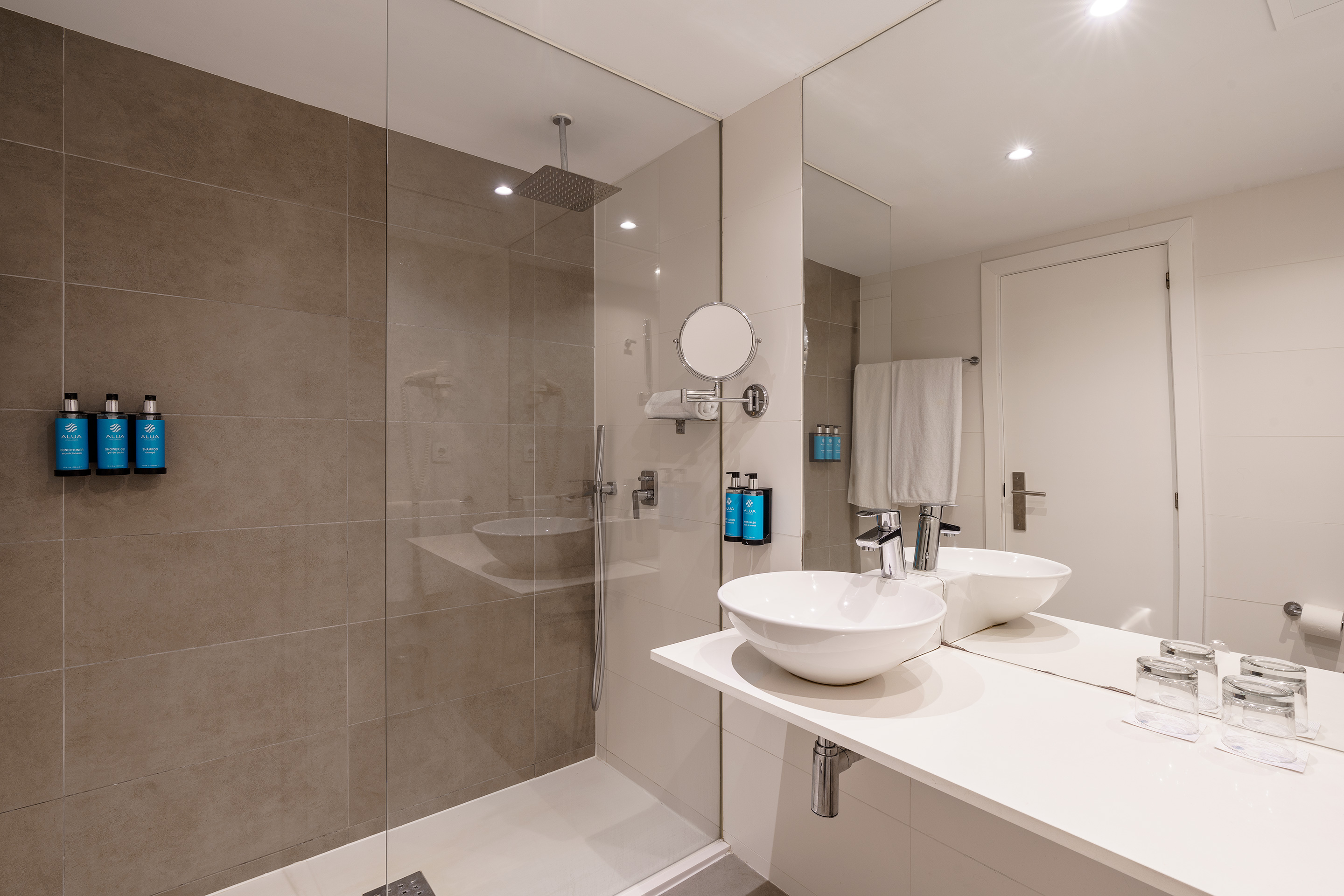 Double Single Sea View