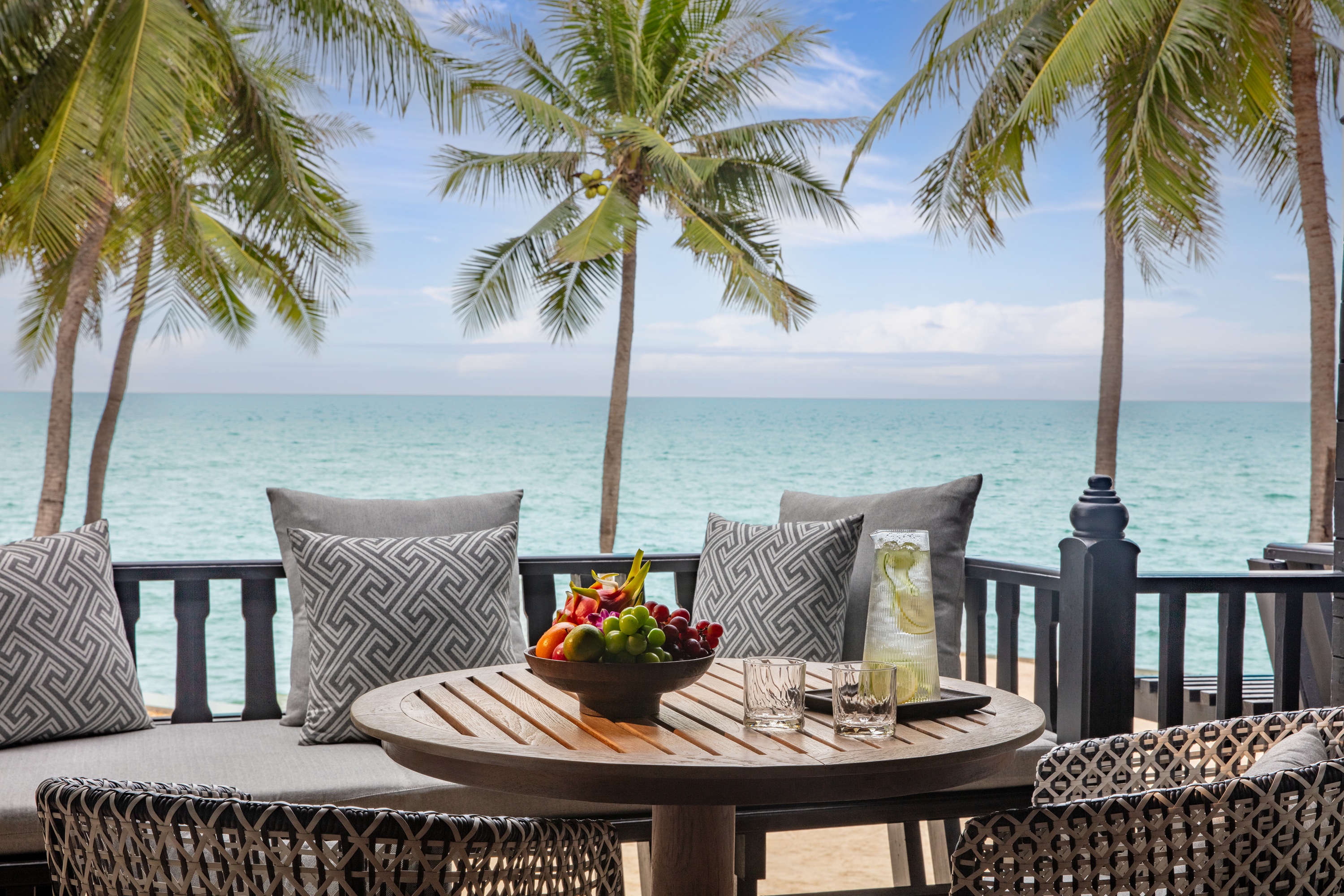 Double or Twin Deluxe Sea View with Balcony