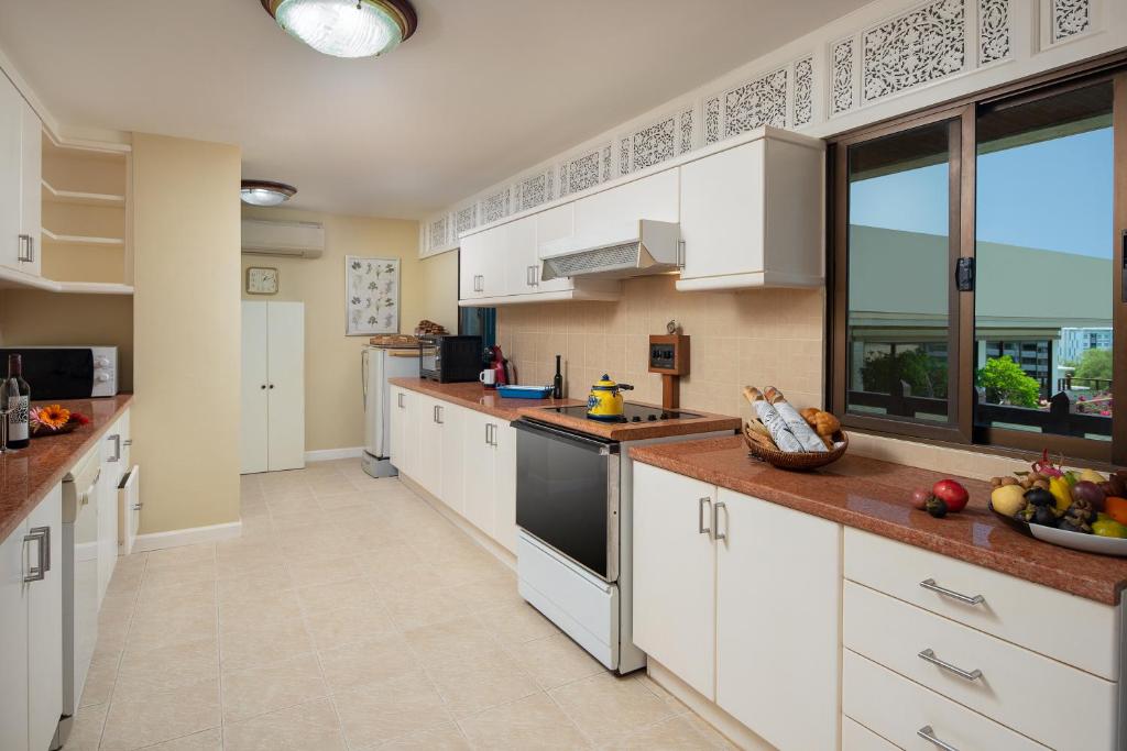 Family Room Penthouse with Views