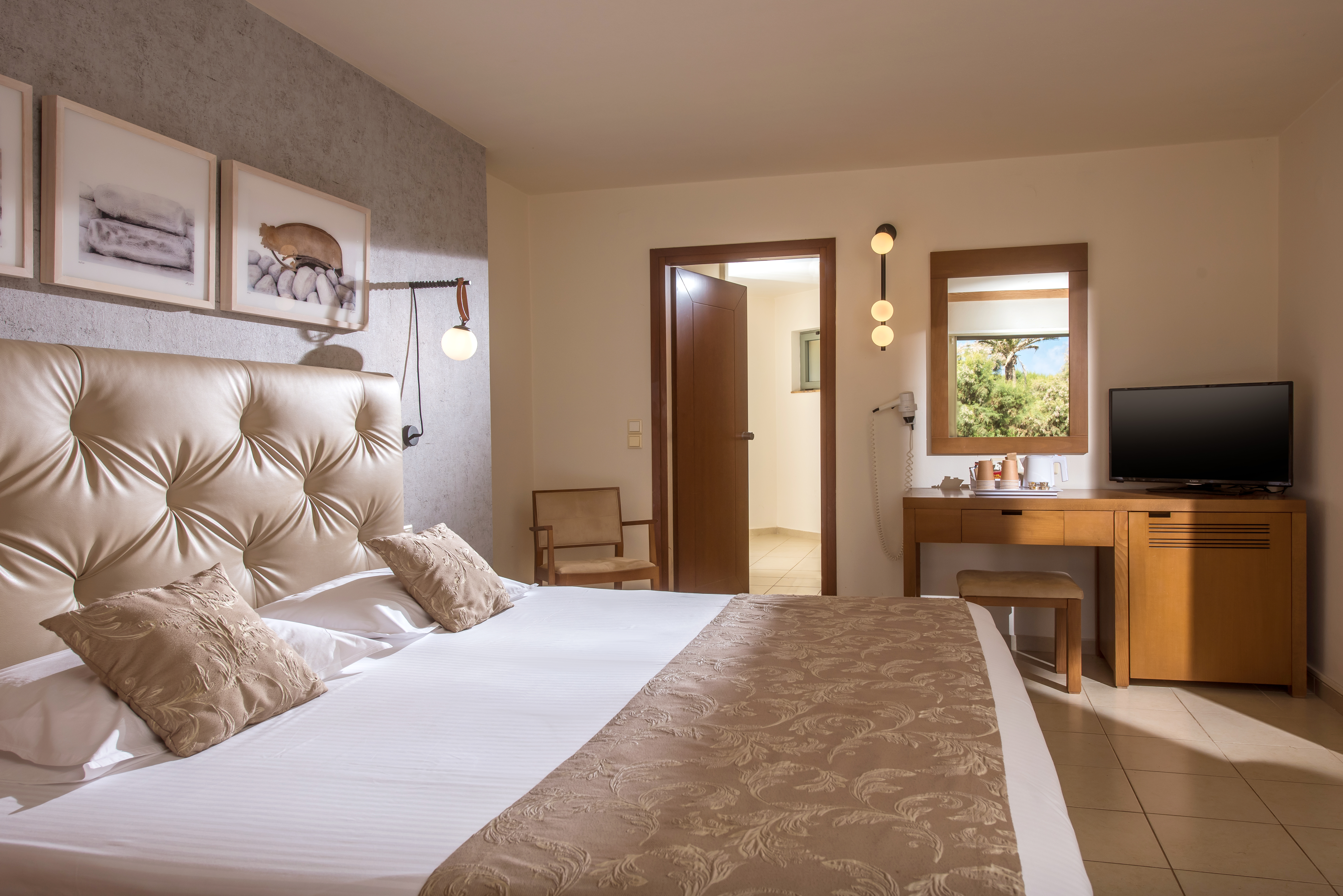 Family Room Two Bedrooms with Private Pool