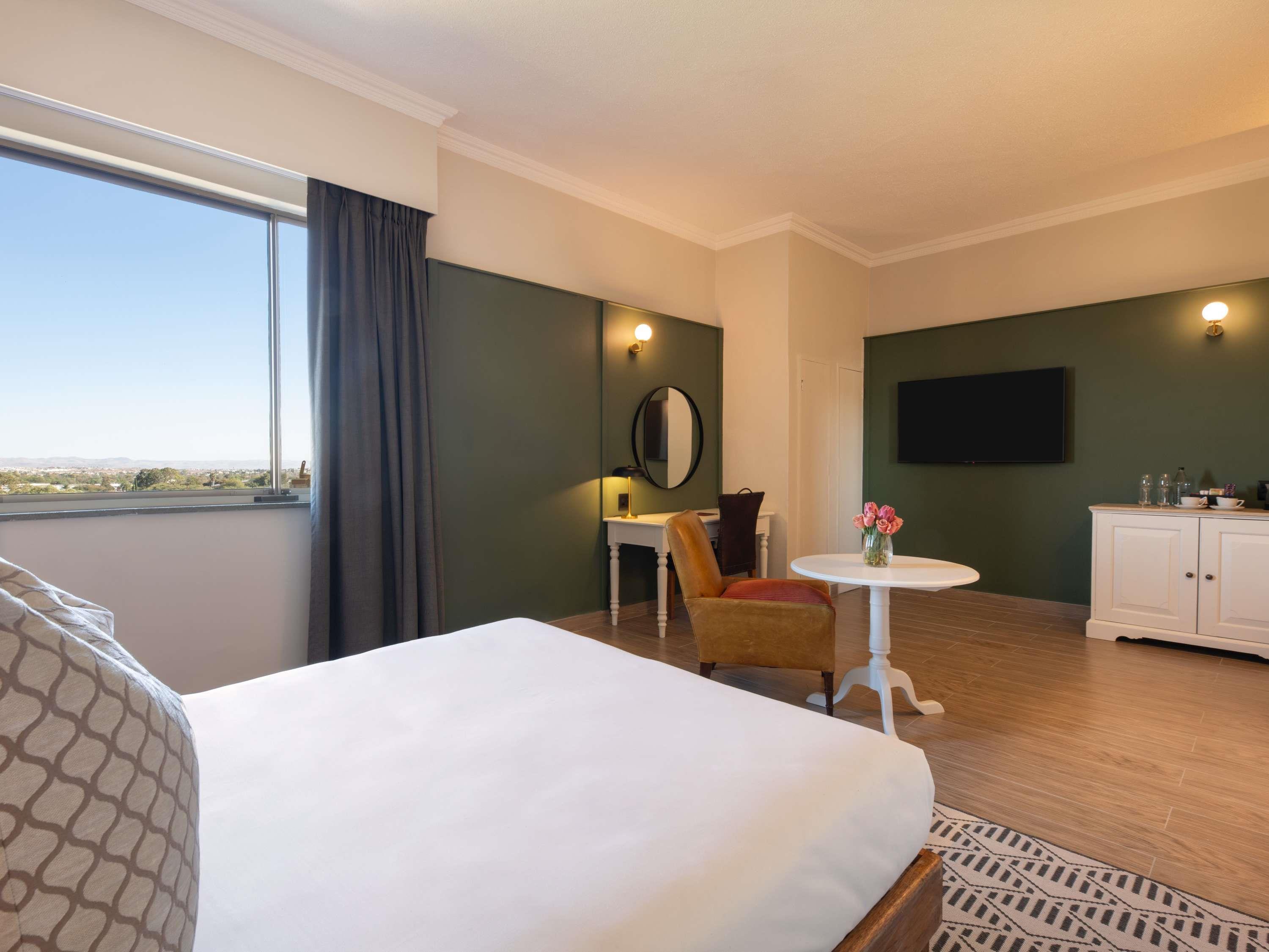 Double Classic Pool View