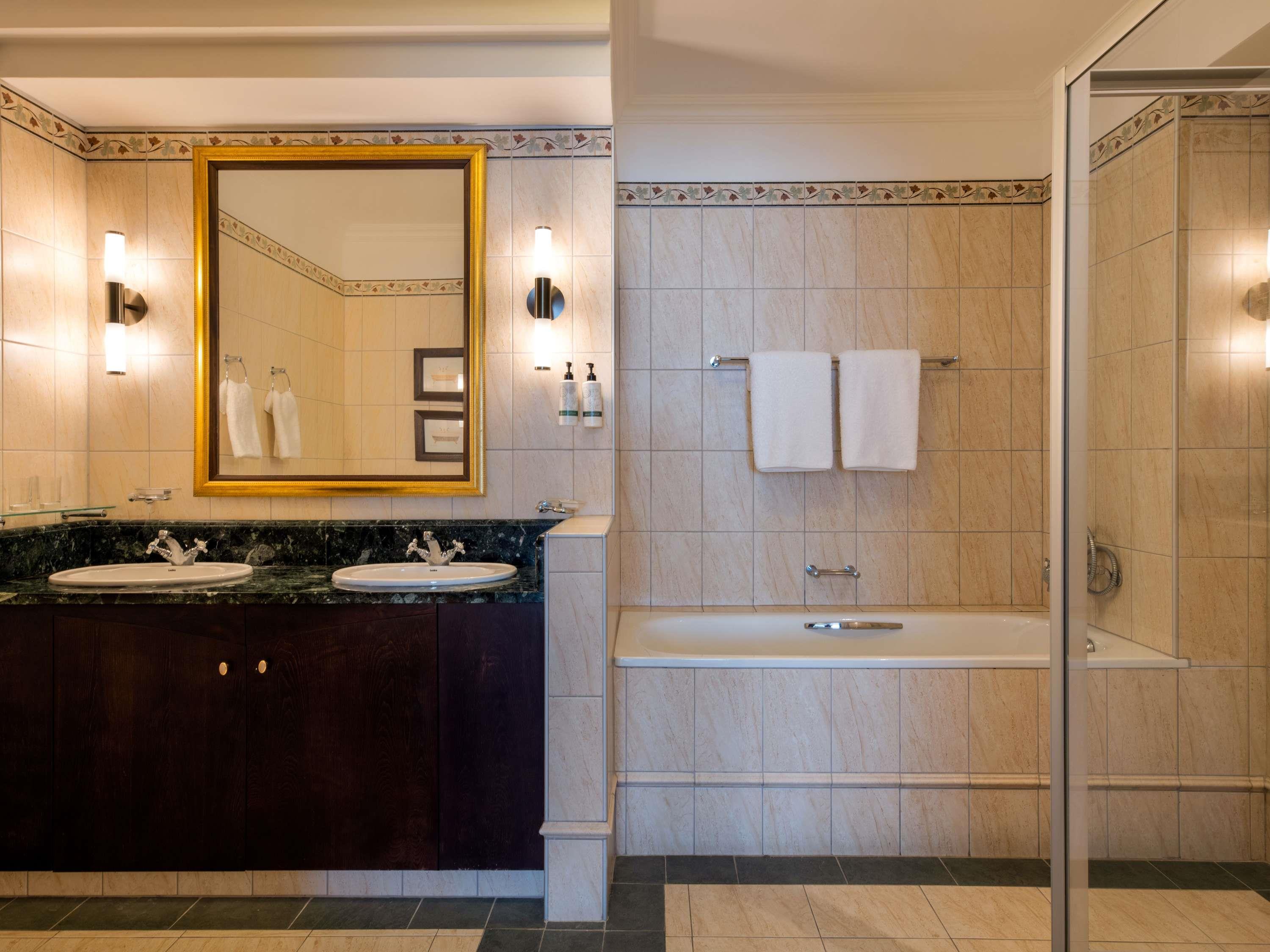 Suite Garden View One Bedroom