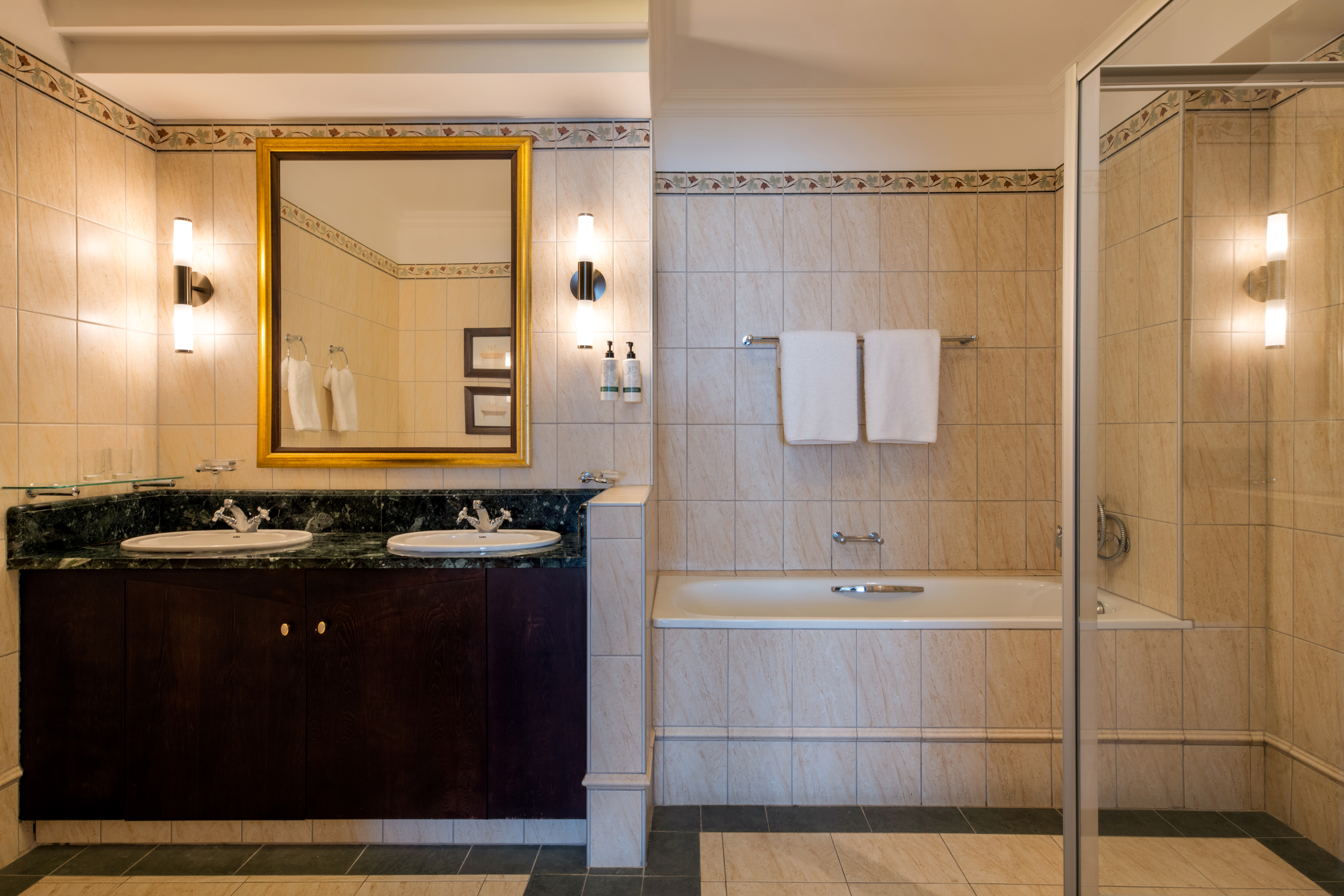 Suite Garden View One Bedroom