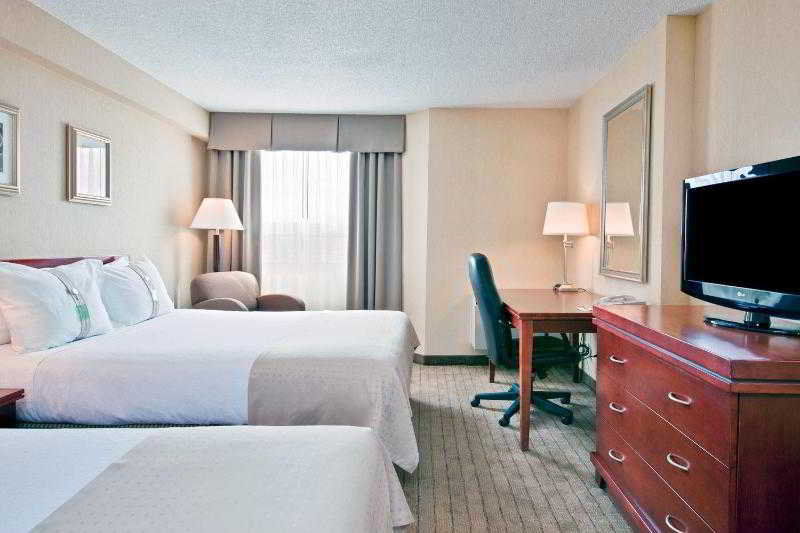 Double Two Queen Beds Non Smoking