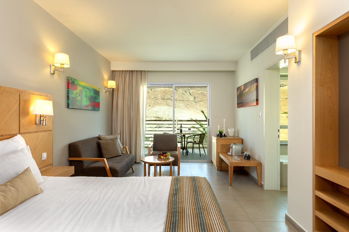 Triple Deluxe with Terrace