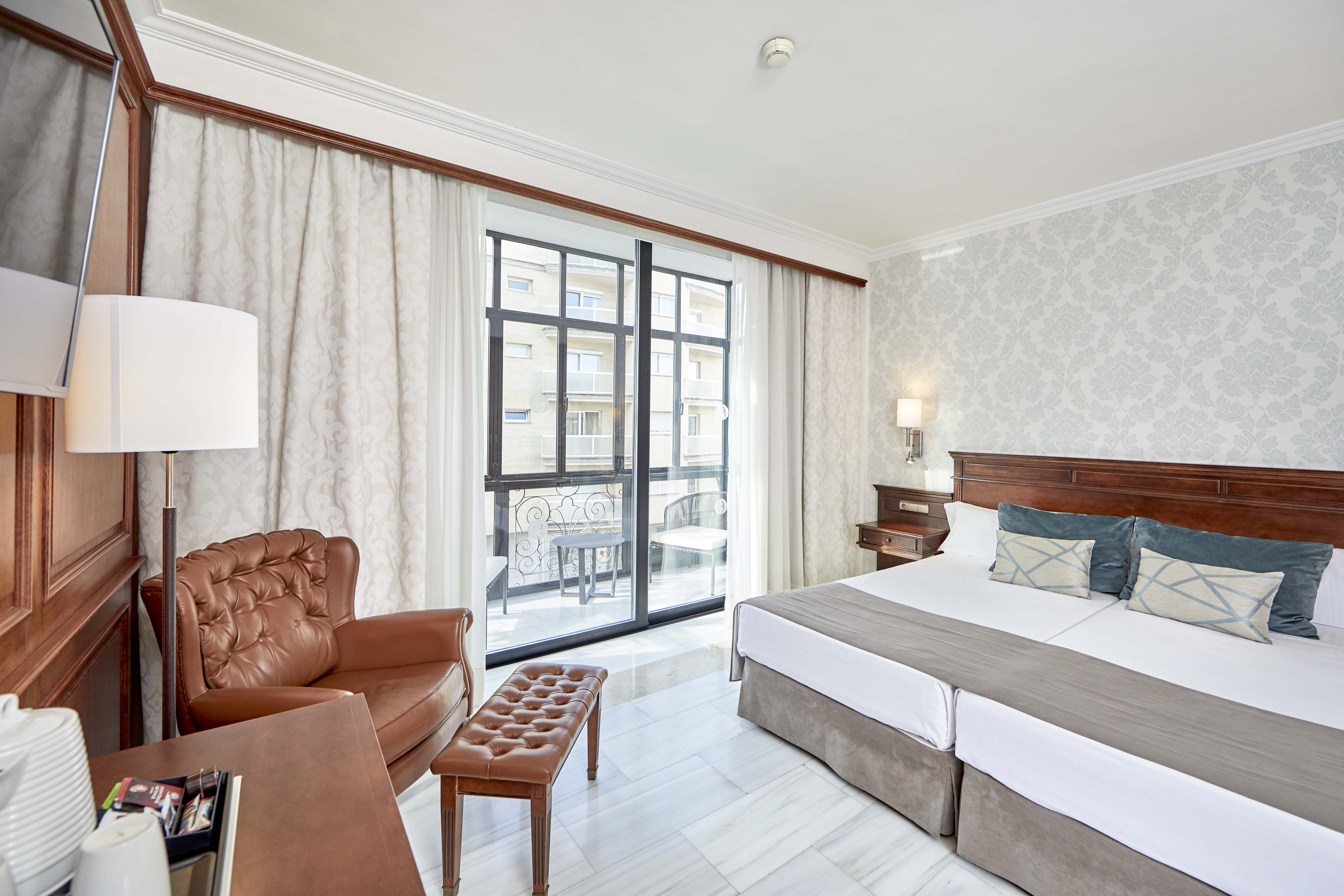 Double or Twin Superior