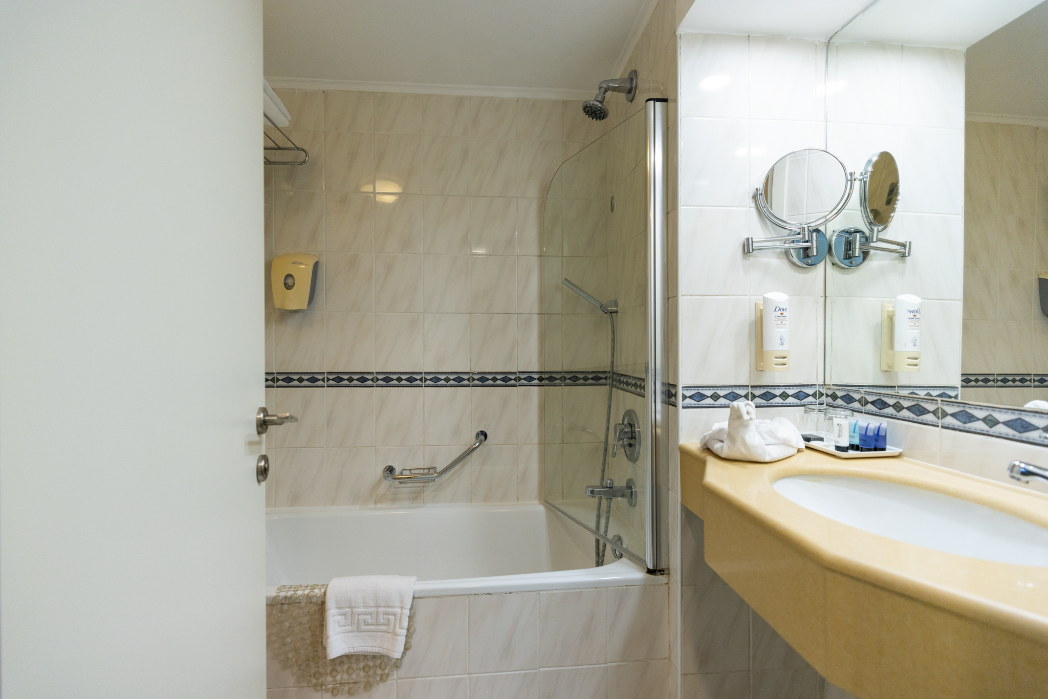 Double or Twin Superior