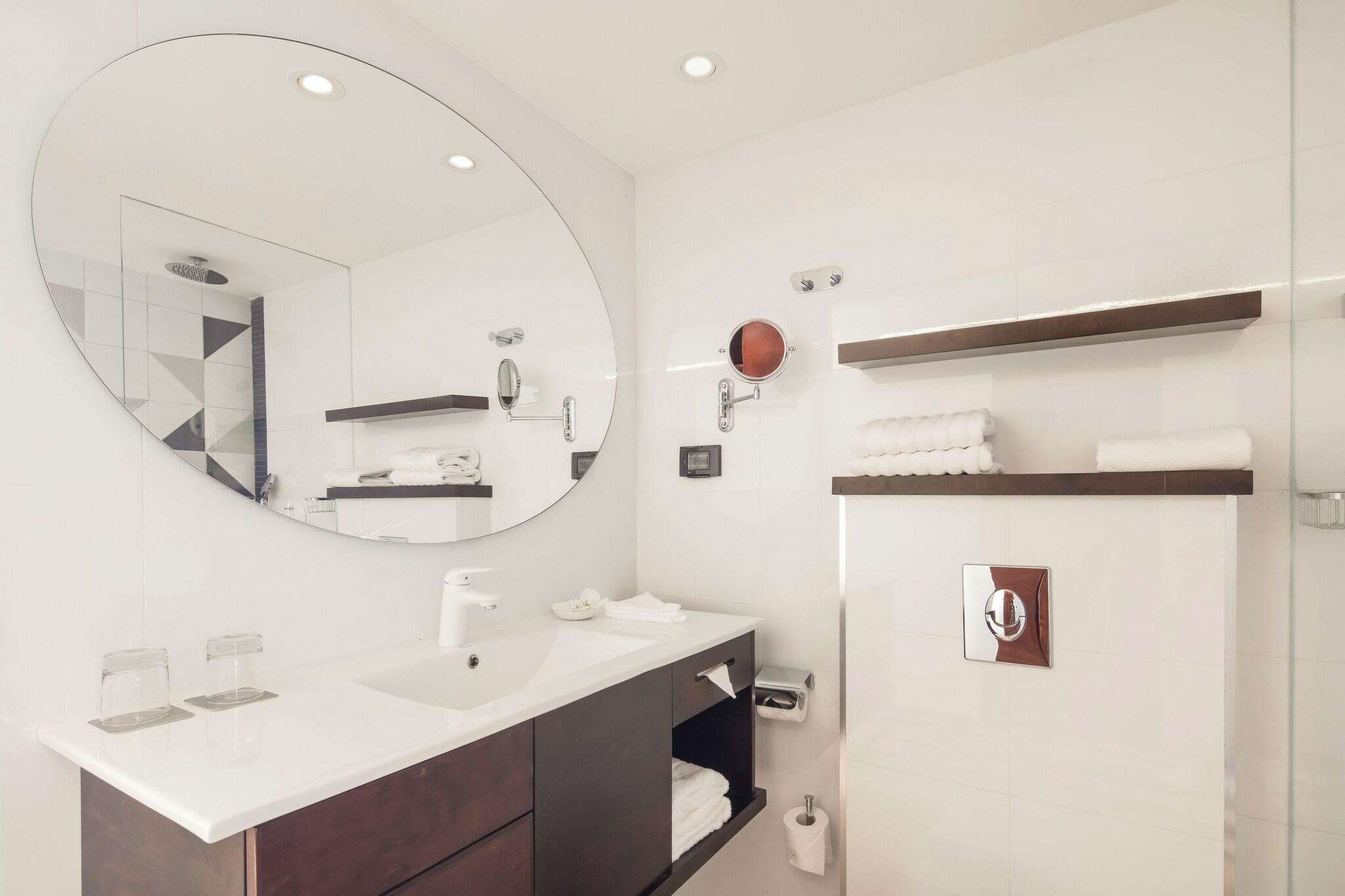 Double Executive King Bed