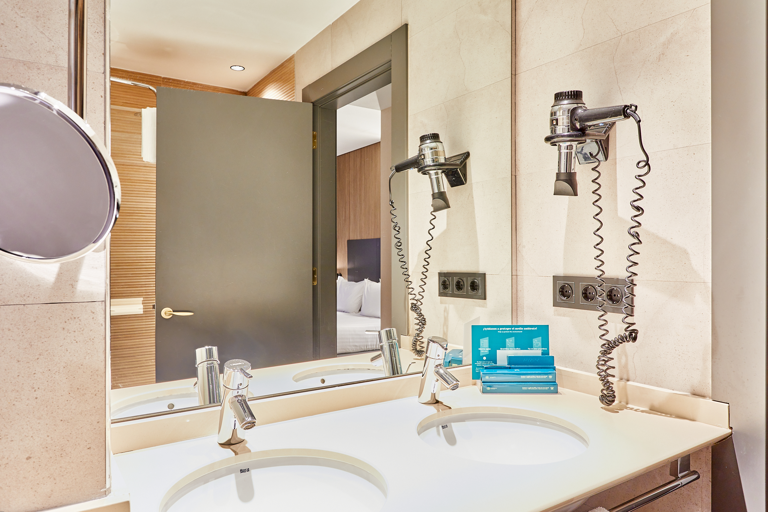 Double Single Club Deluxe