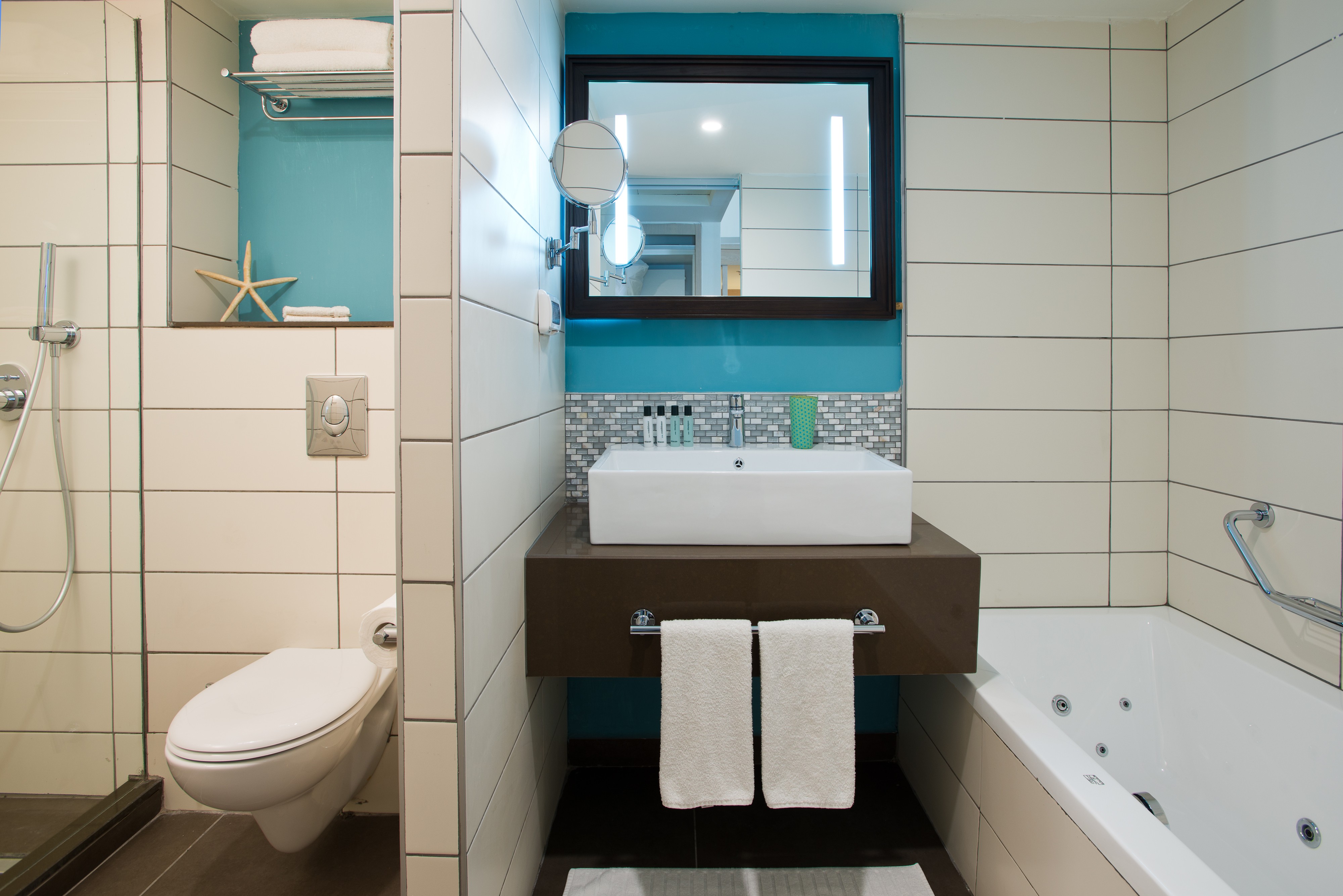 Quadruple One Bedroom