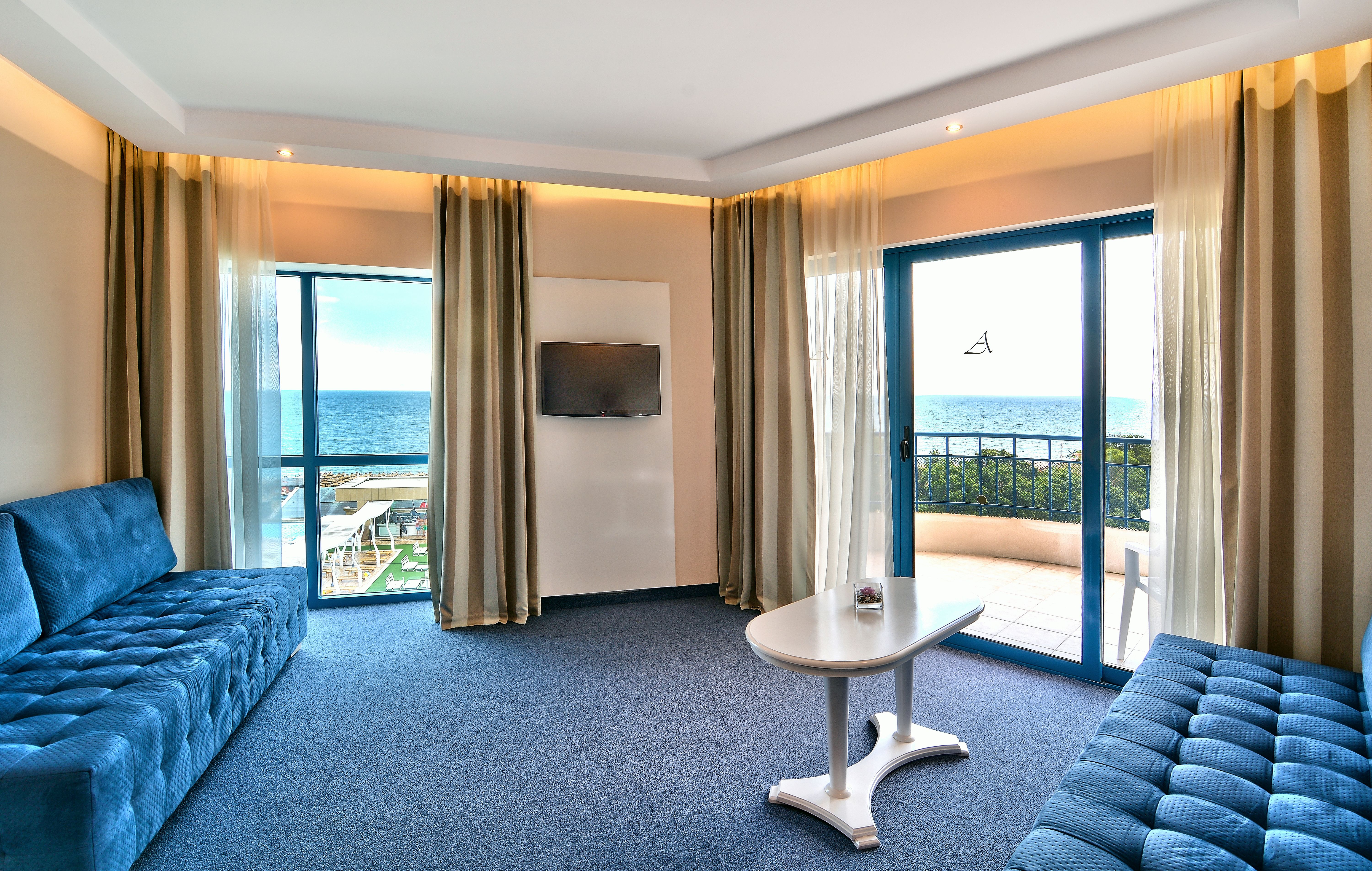 Family Room Sea View