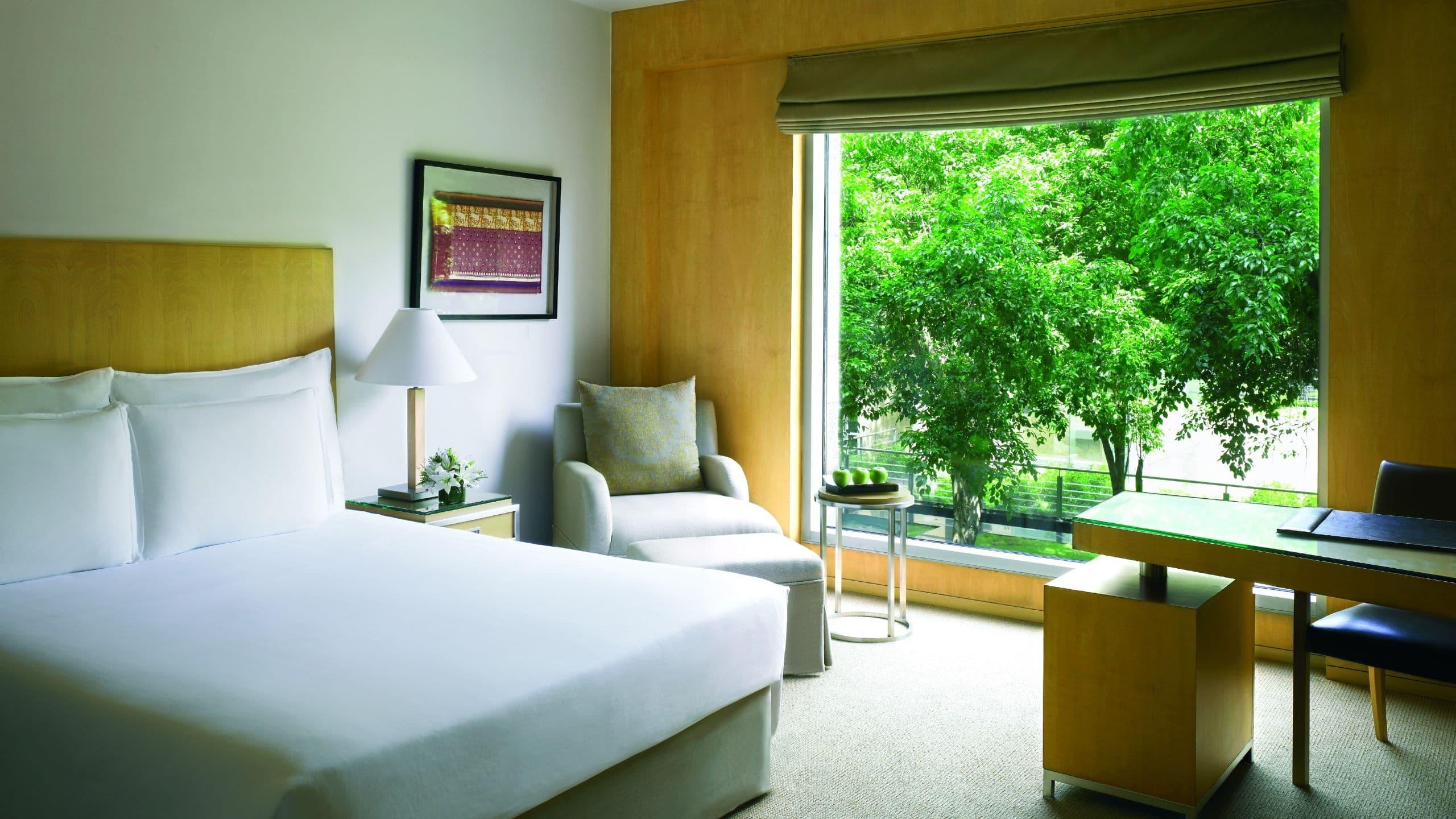 Room Queen Bed Non Smoking