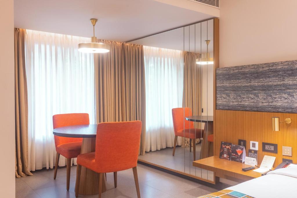 Double or Twin Executive