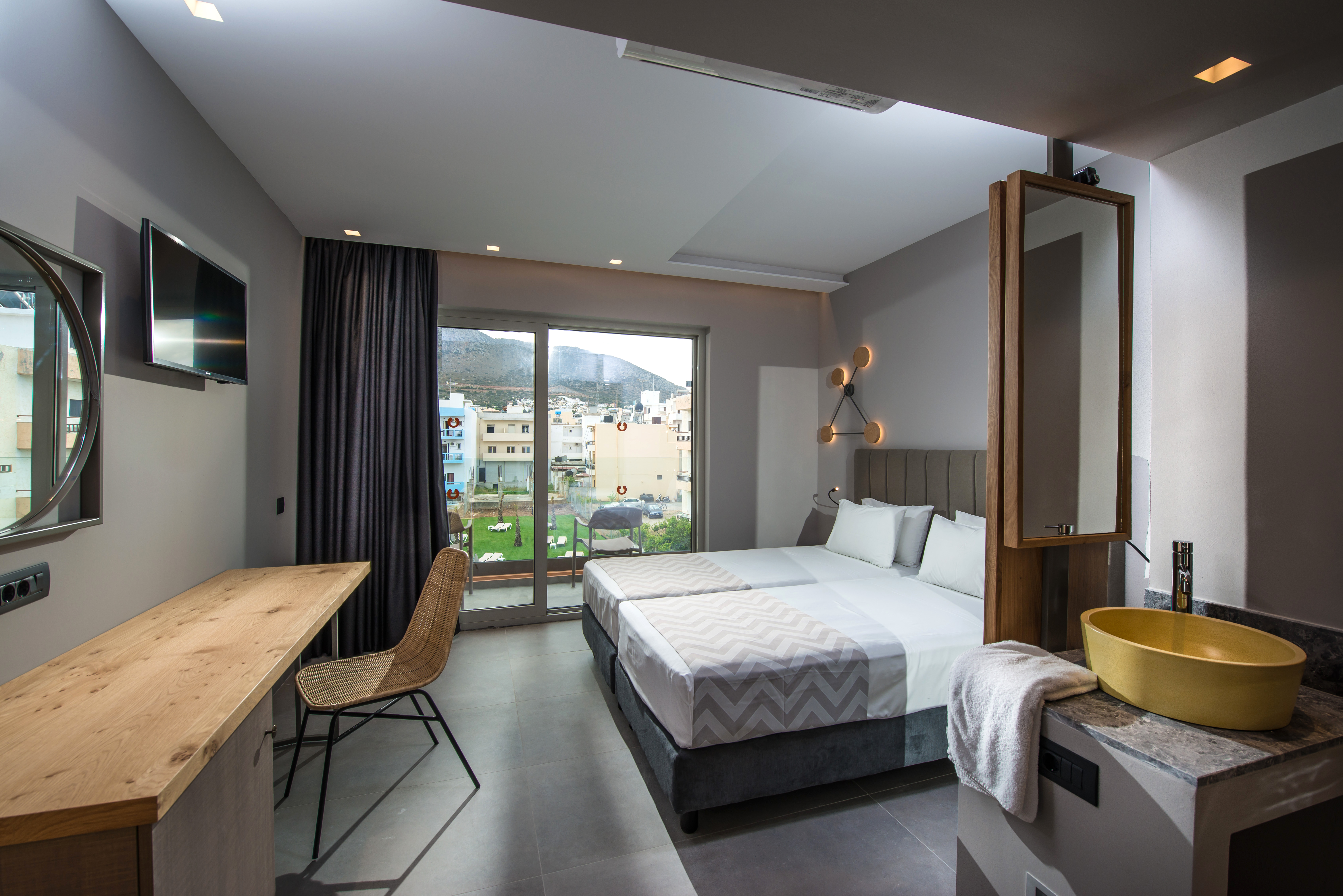 Double or Twin Superior