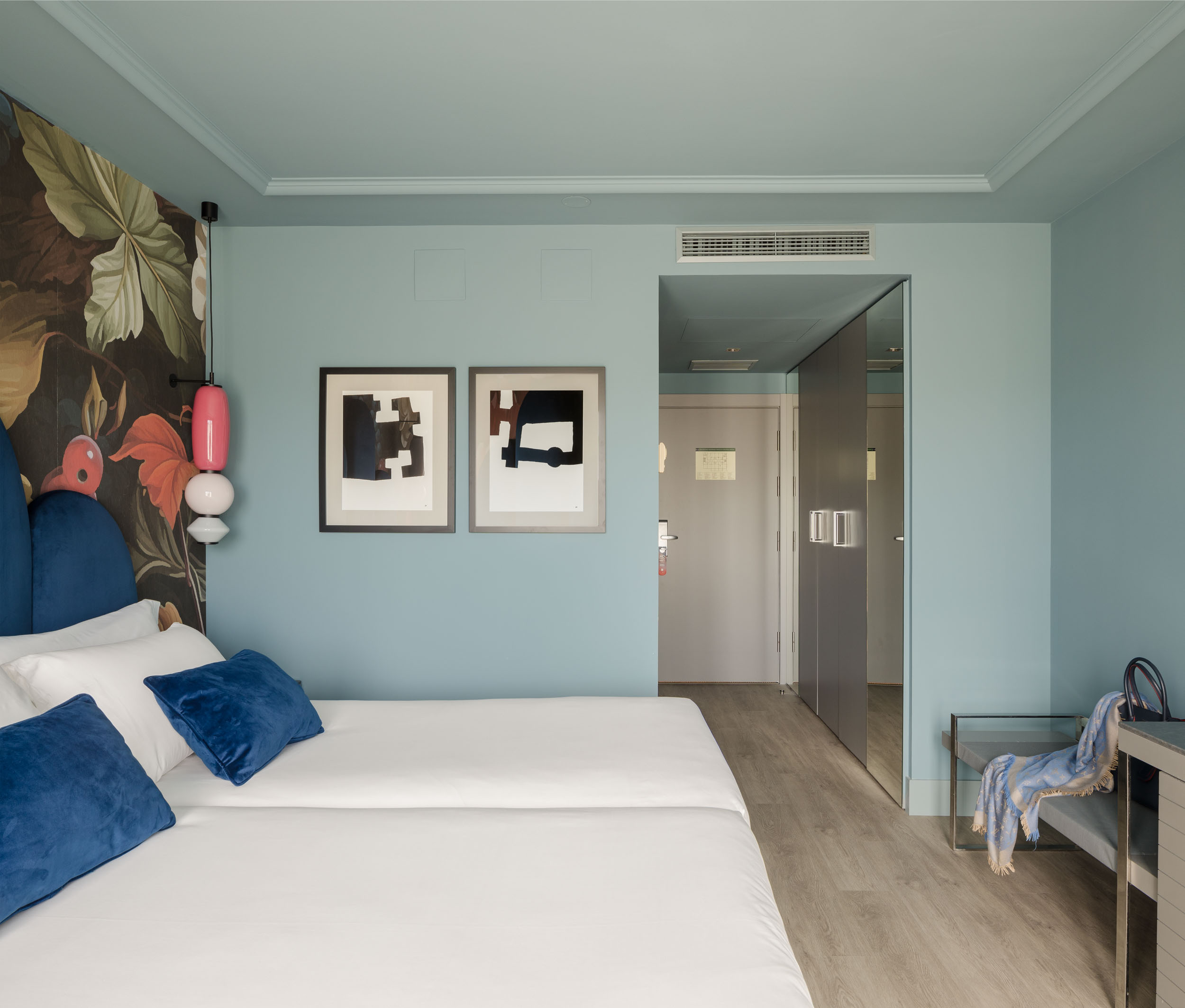 Double or Twin Standard