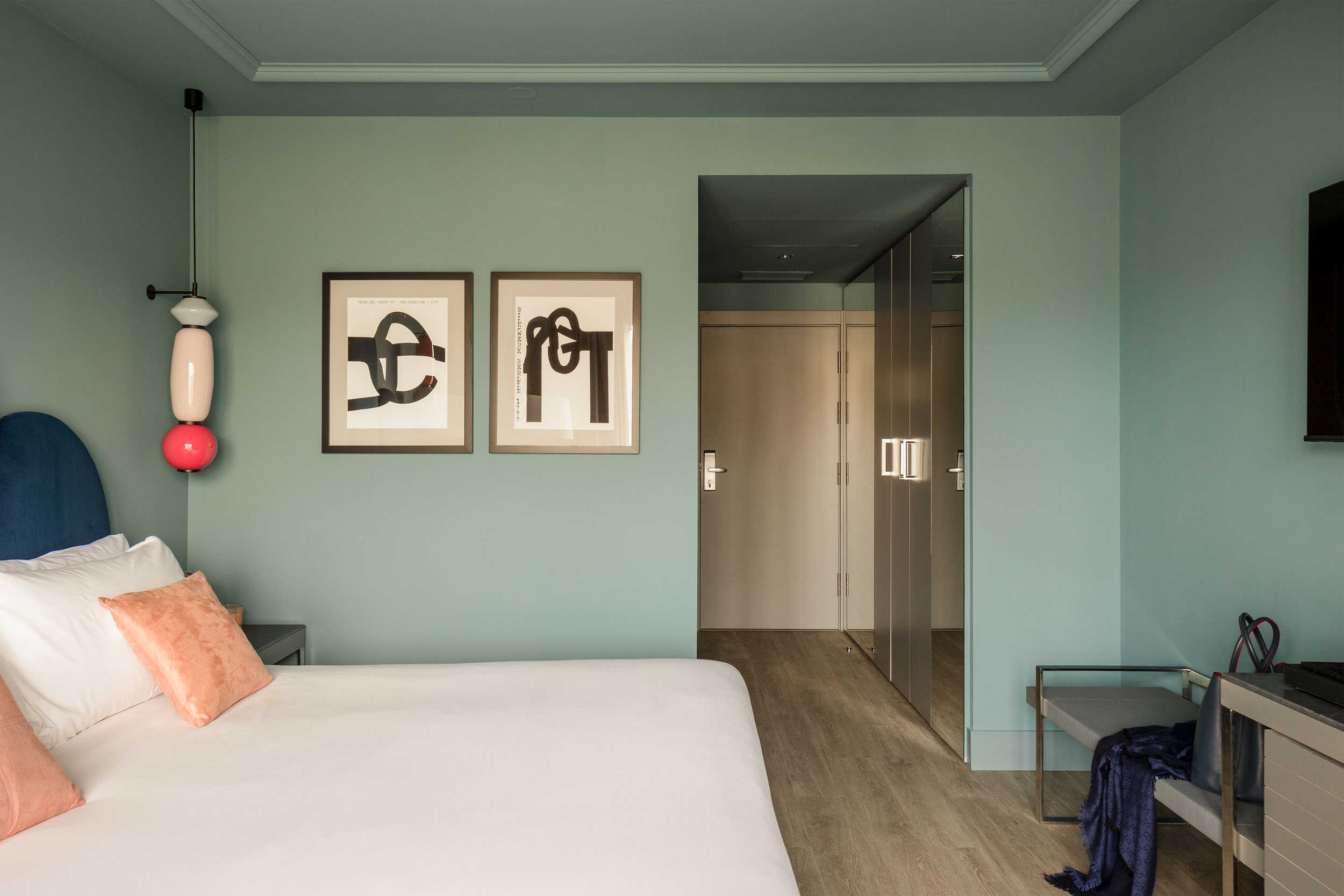 Double or Twin Standard