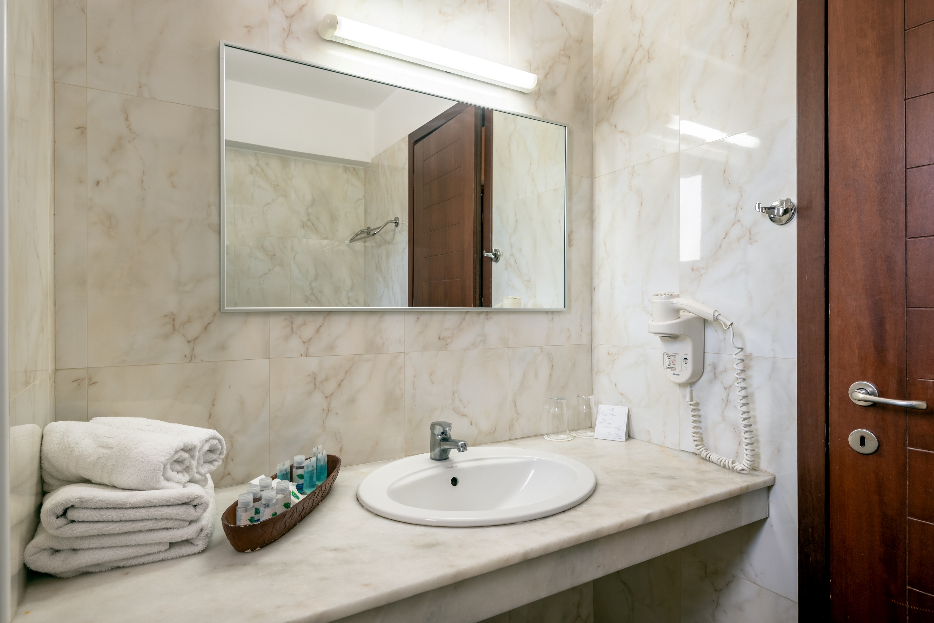 Junior Suite Side Sea View