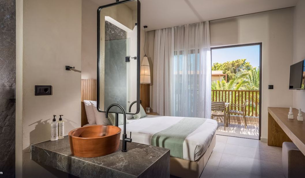 Family Room Superior