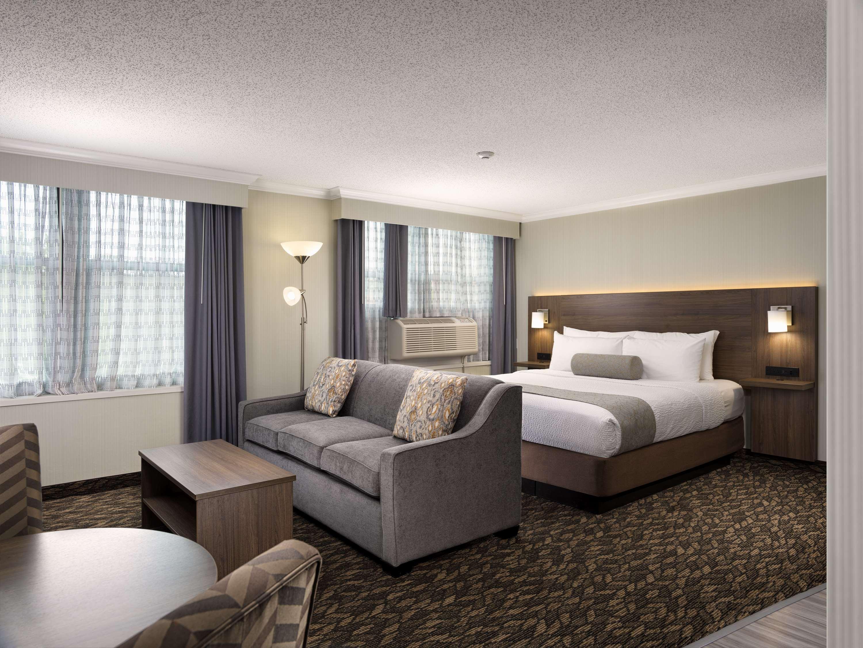 Suite King Bed Non Smoking