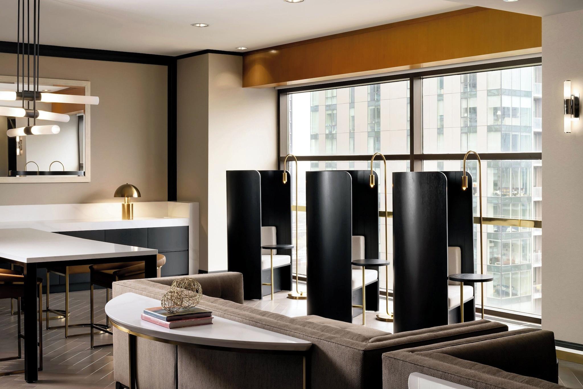 Double Club Queen Bed