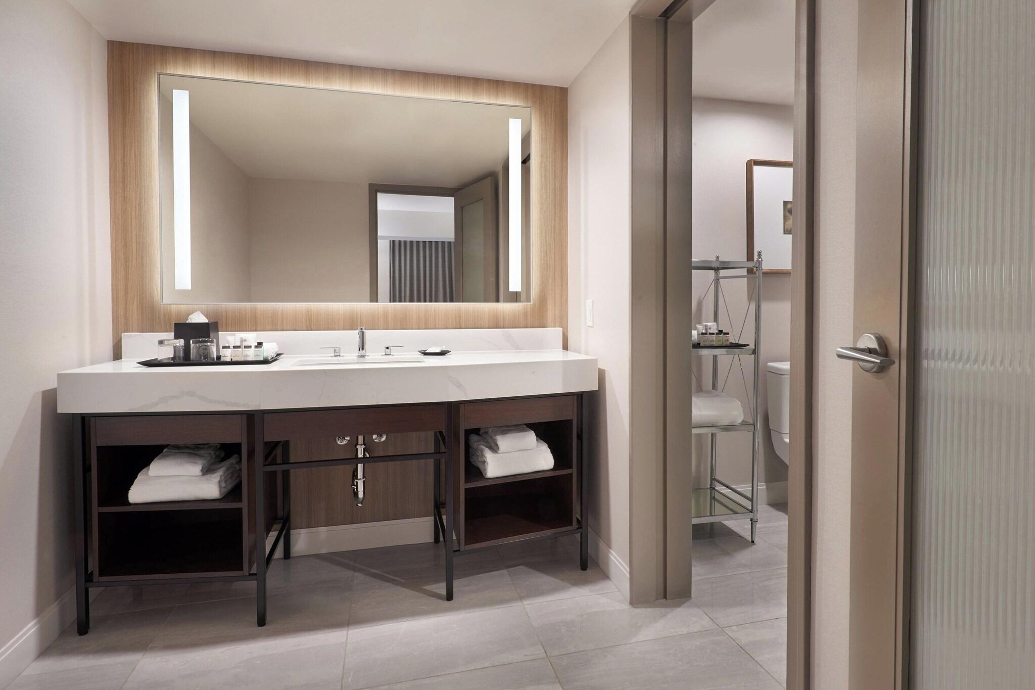 Suite Executive King Bed