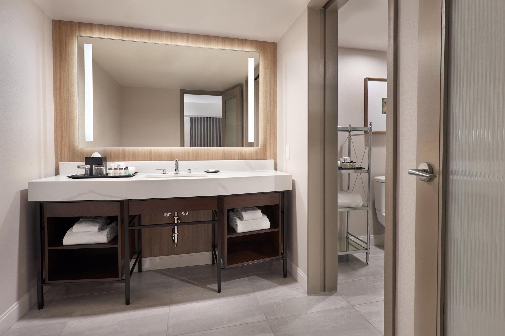 Suite Executive King Bed