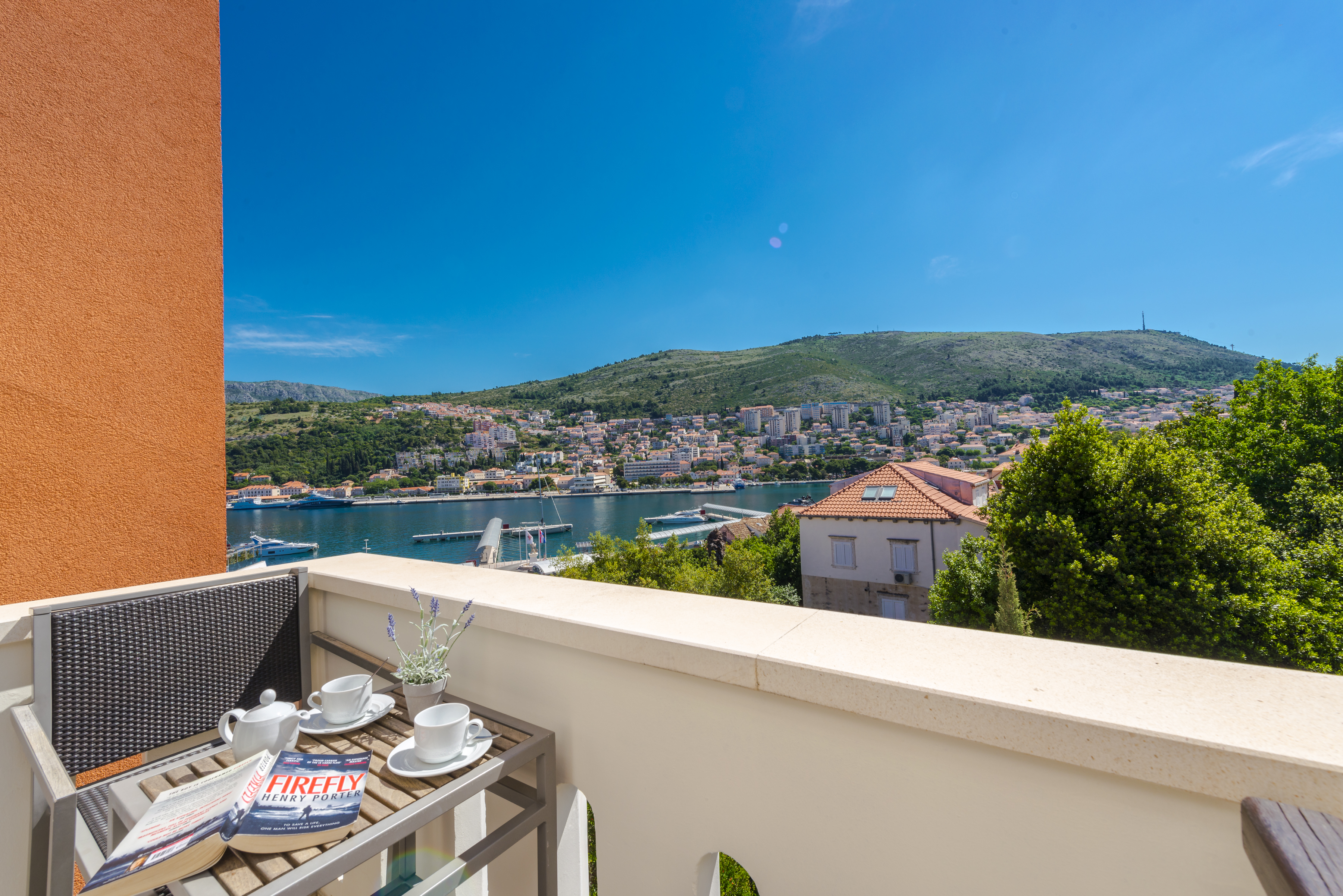 Double Side Sea View with Balcony