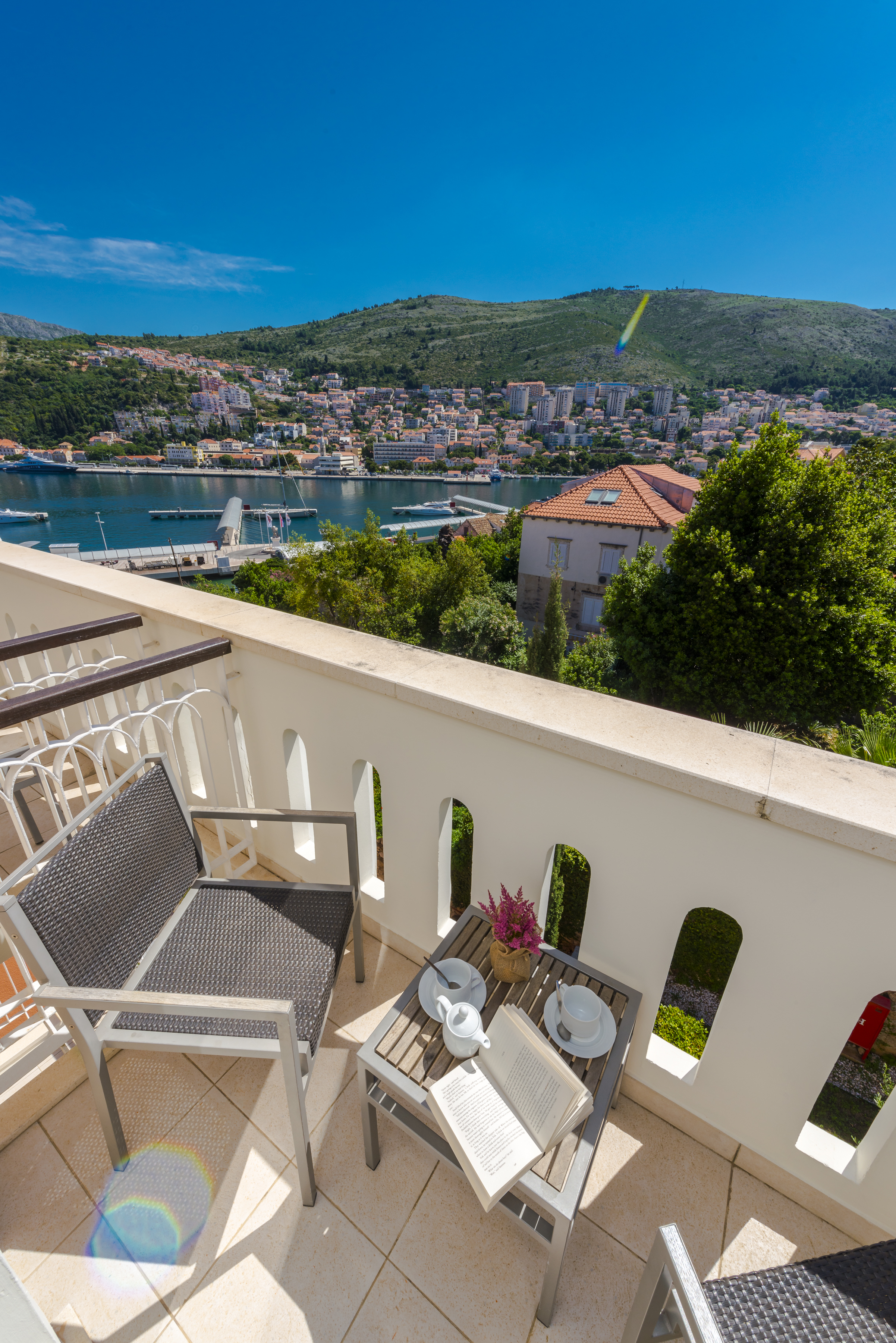 Double Side Sea View with Balcony