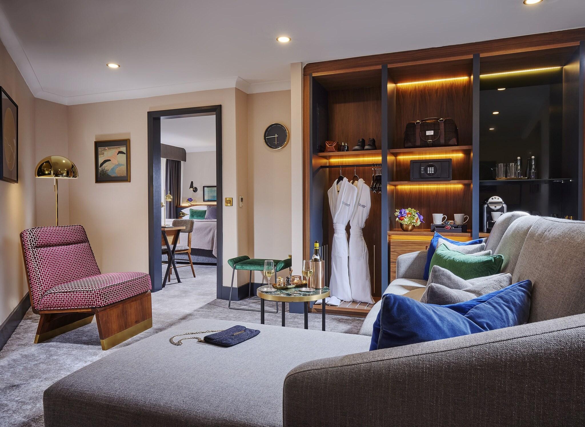 Junior Suite King Size Bed