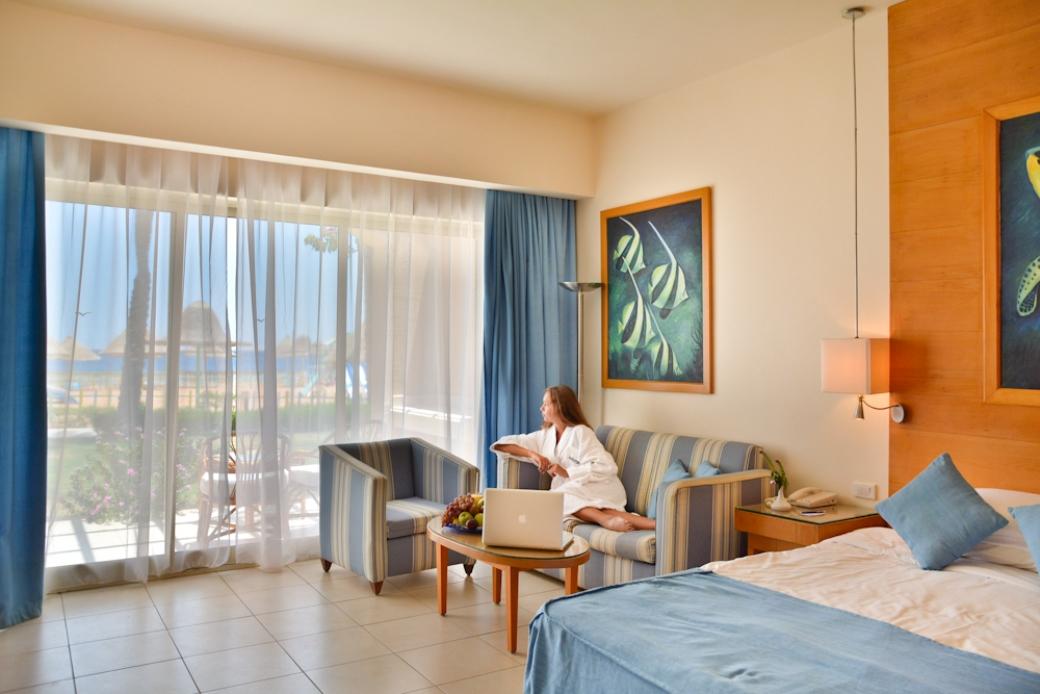 Double Deluxe Beach Front