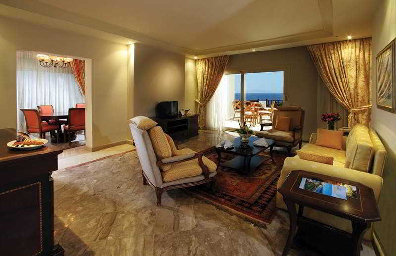 Double Superior Pool View