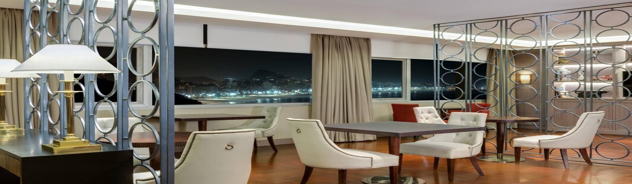 Double Club King Bed