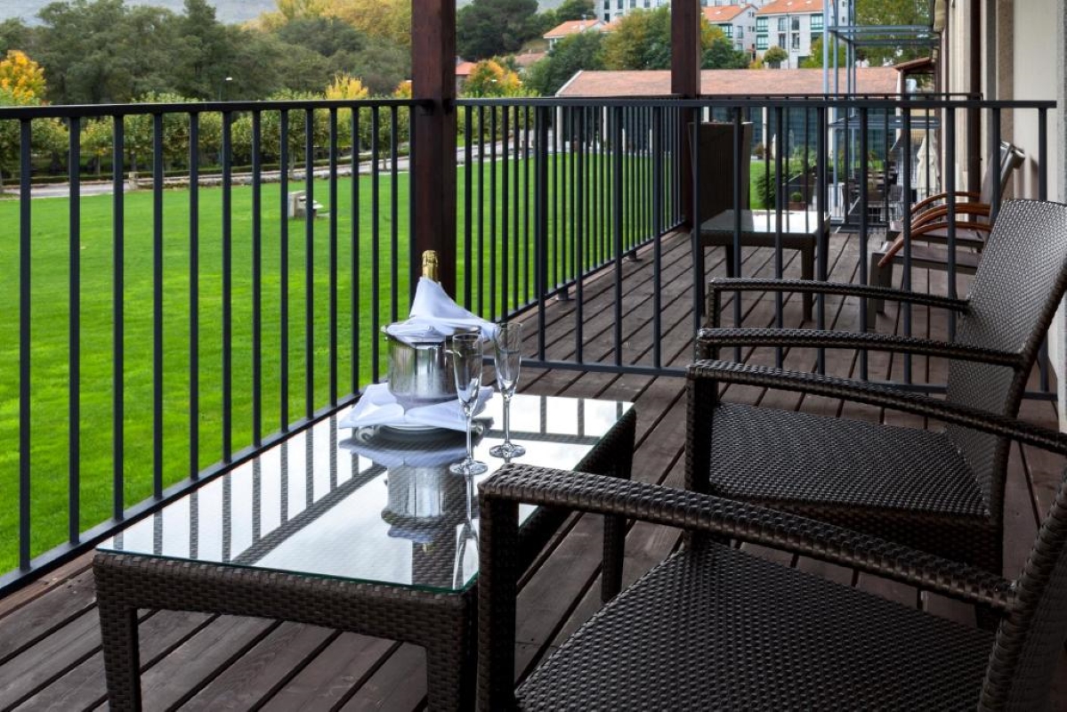 Double Single Deluxe with Terrace