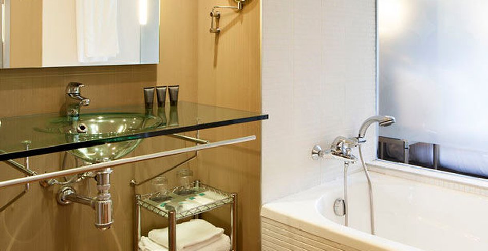 Double or Twin Deluxe