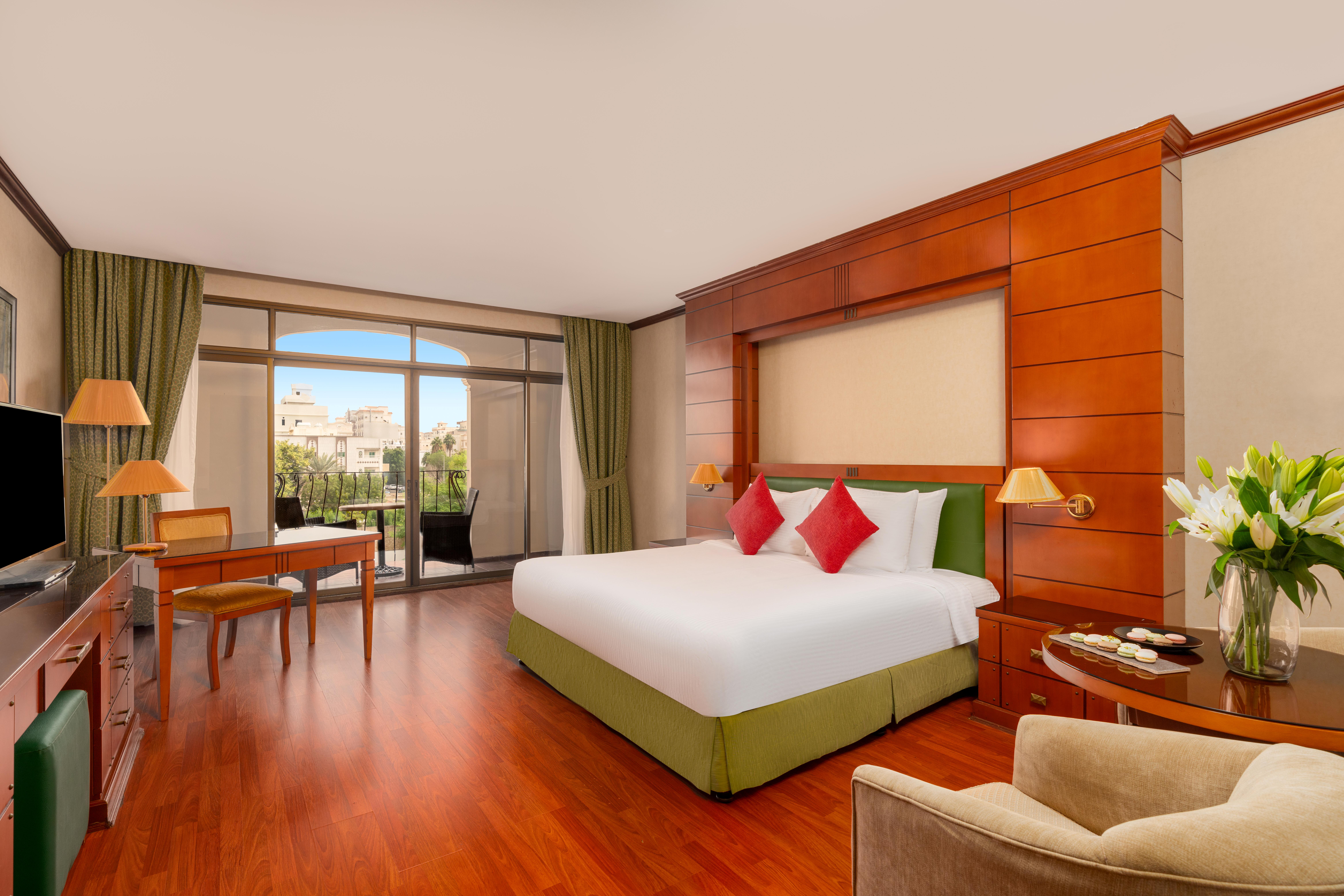 Room Deluxe King Bed