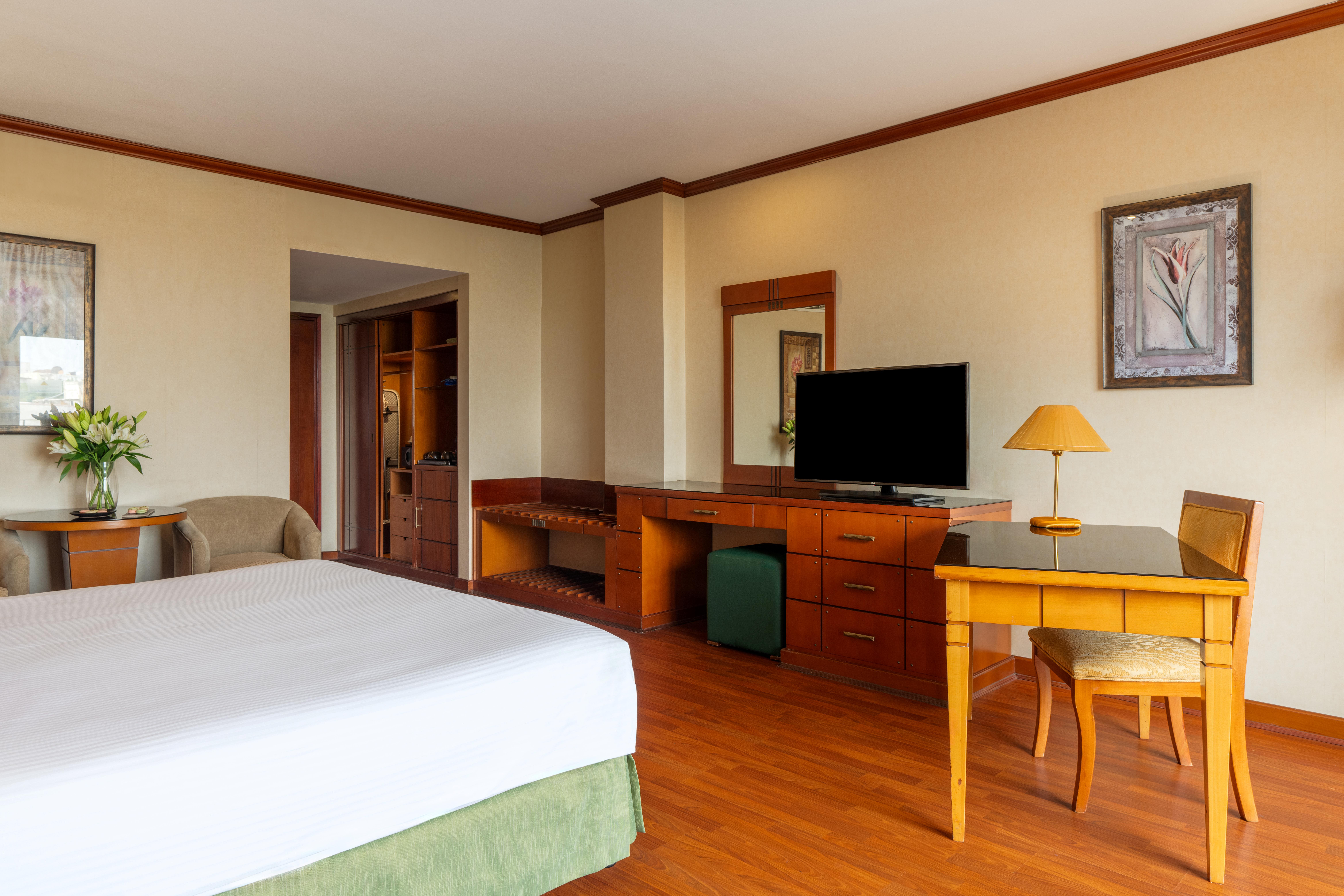 Room Superior King Bed