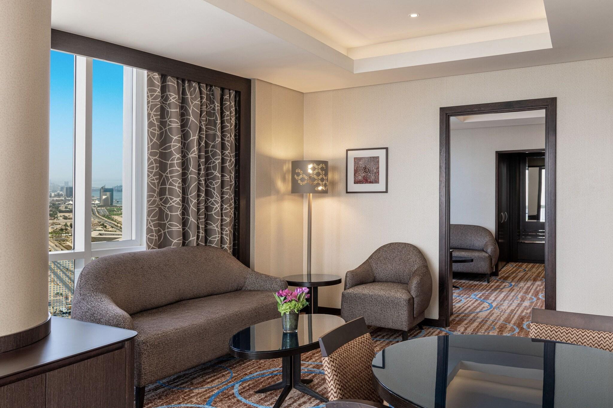 Suite Business King Bed