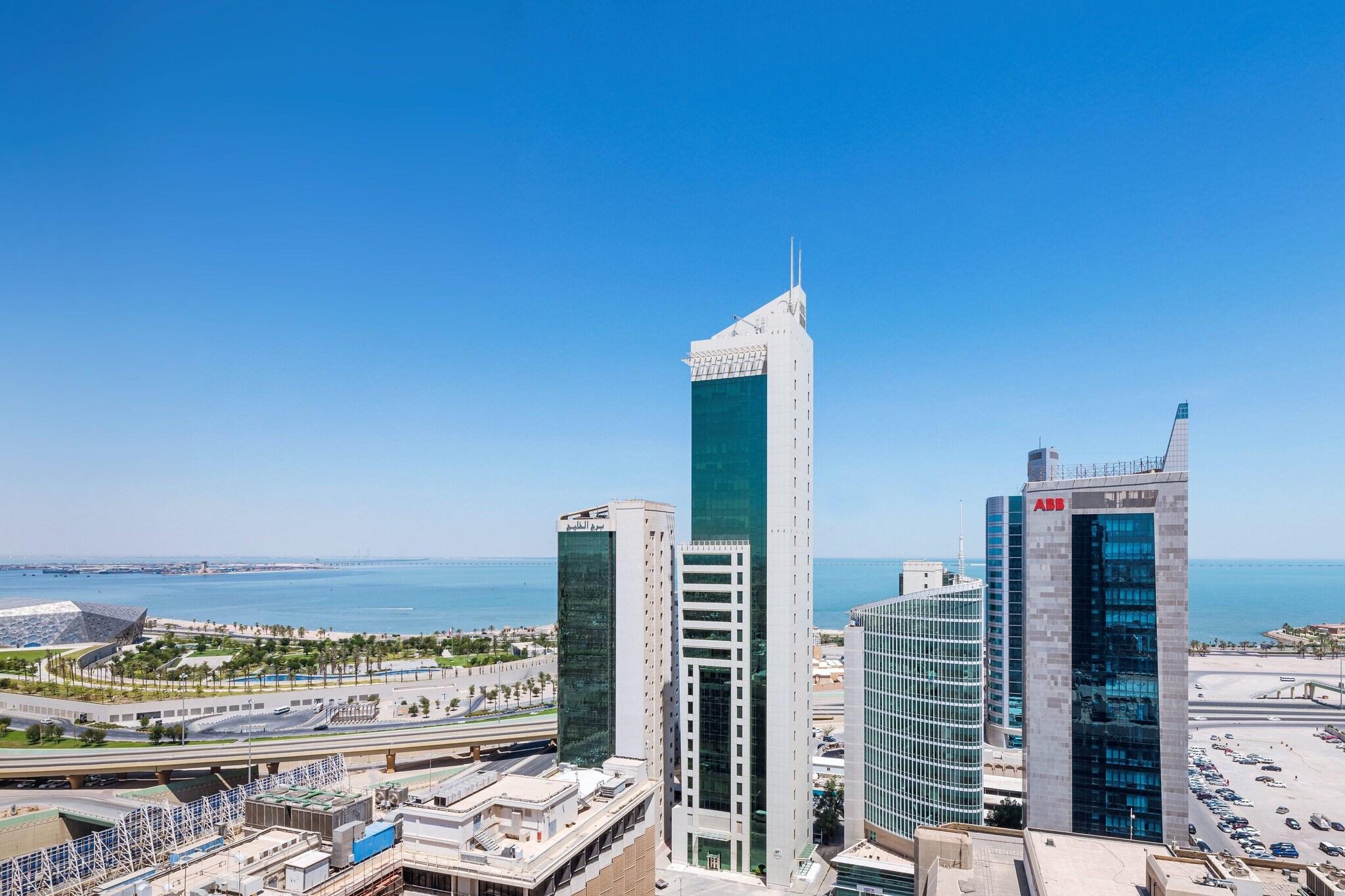 Double Classic Queen Bed