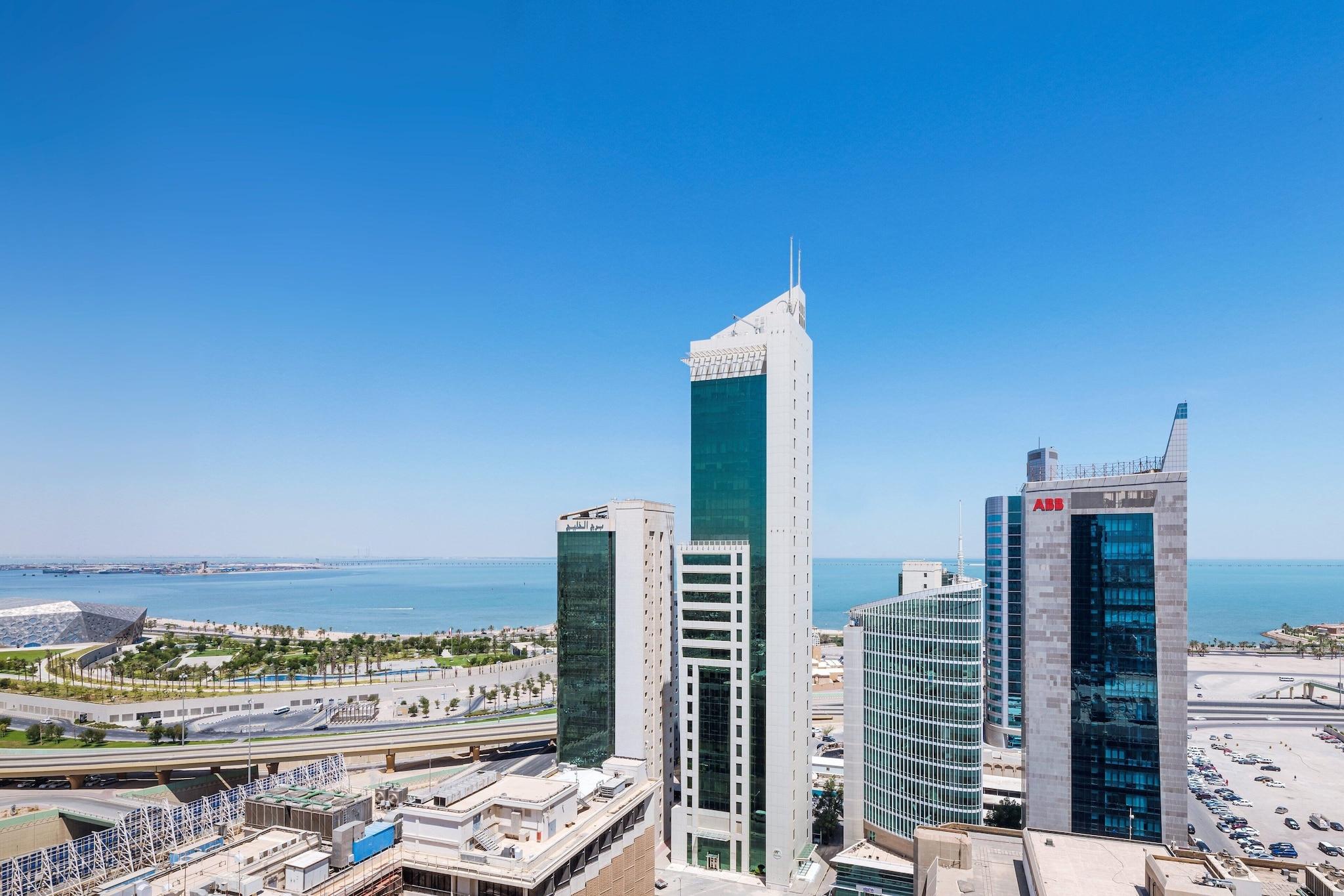 Double Classic Queen Bed