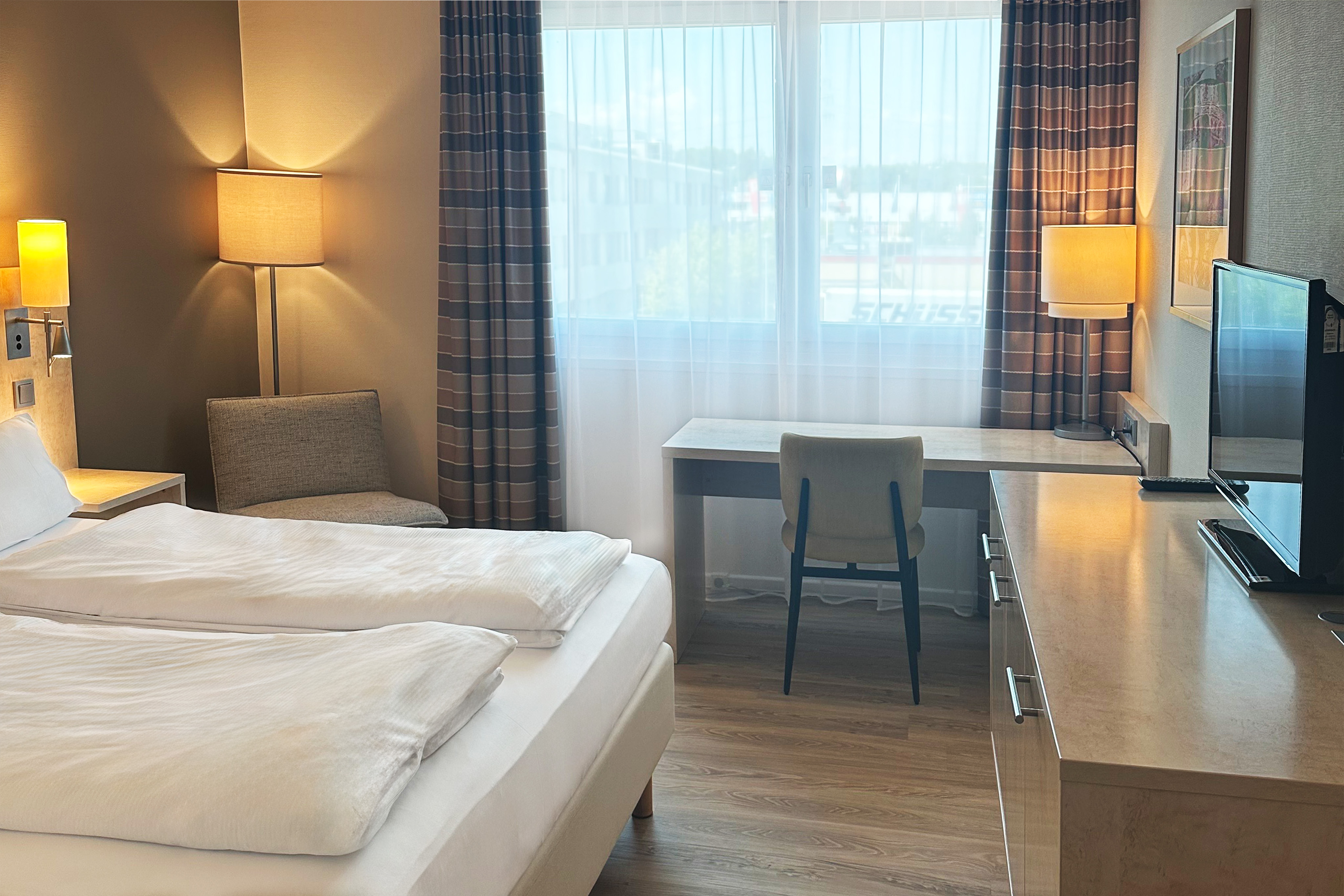 Double Accessible-queen Size Bed