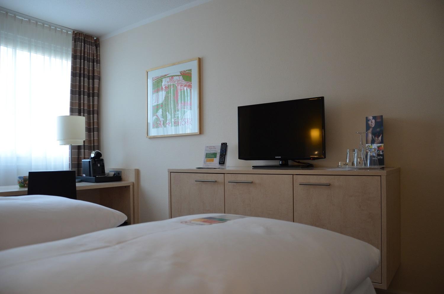 Double or Twin Standard