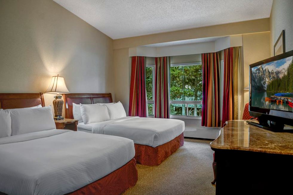 Double Deluxe Two Queen Beds