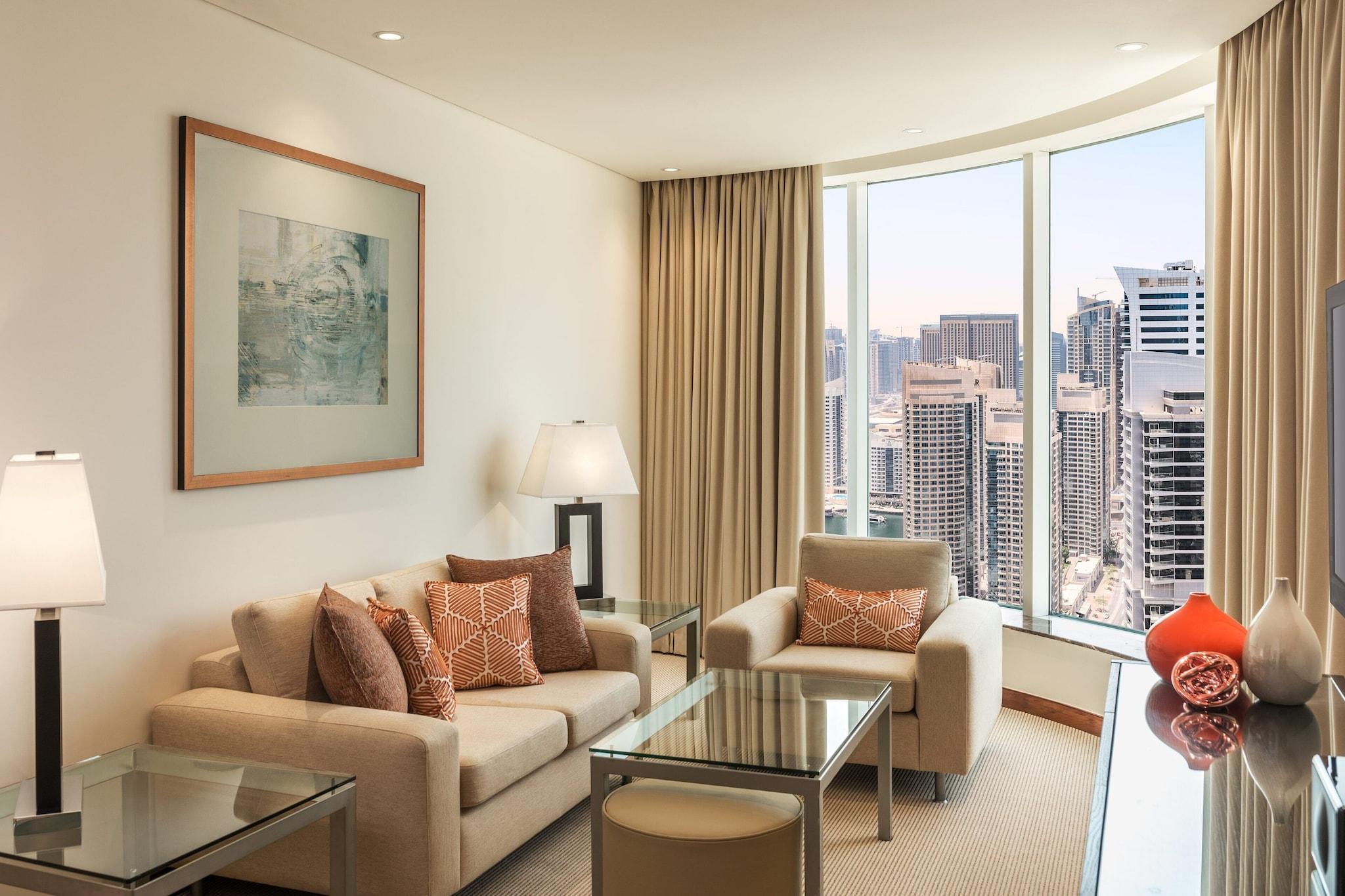 Suite Deluxe King Bed