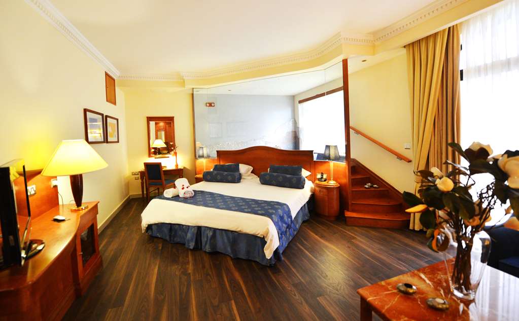 Double or Twin Sea View